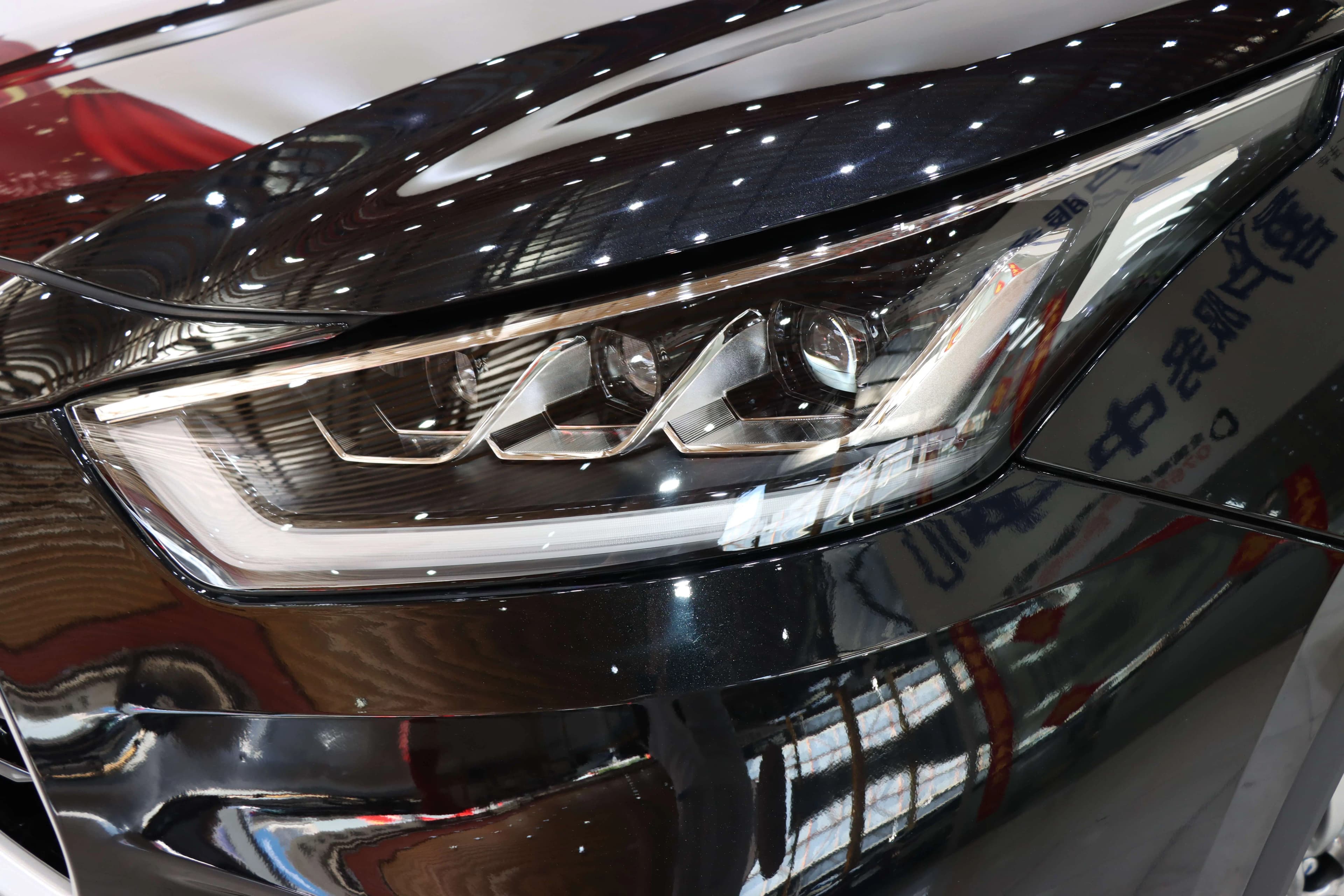 Toyota Highlander 2024 г. 12019 км. — фото 8
