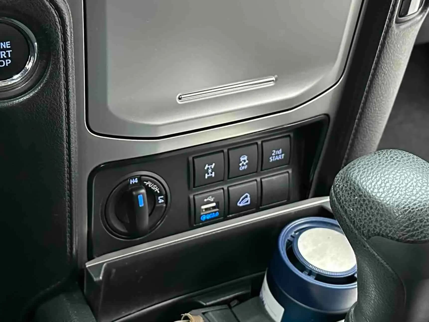 Toyota Prado 2023 г. 39007 км. — фото 8