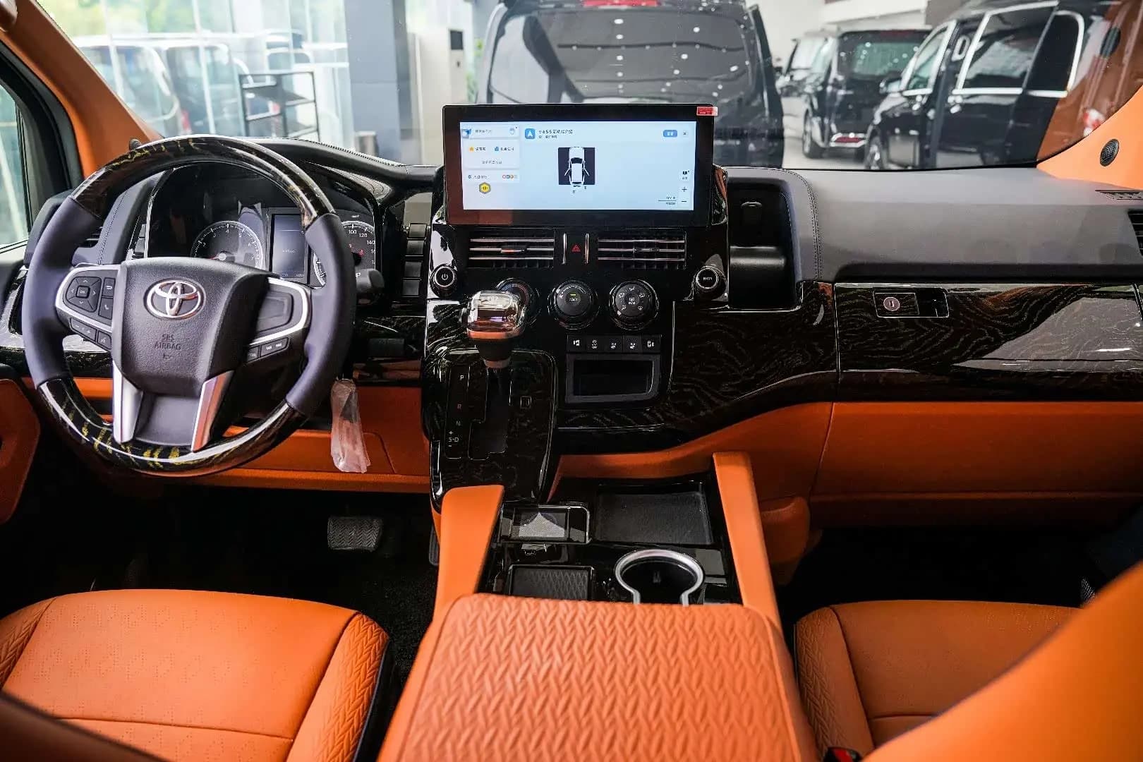 Toyota HiAce 2025 г. 1038 км. — фото 9