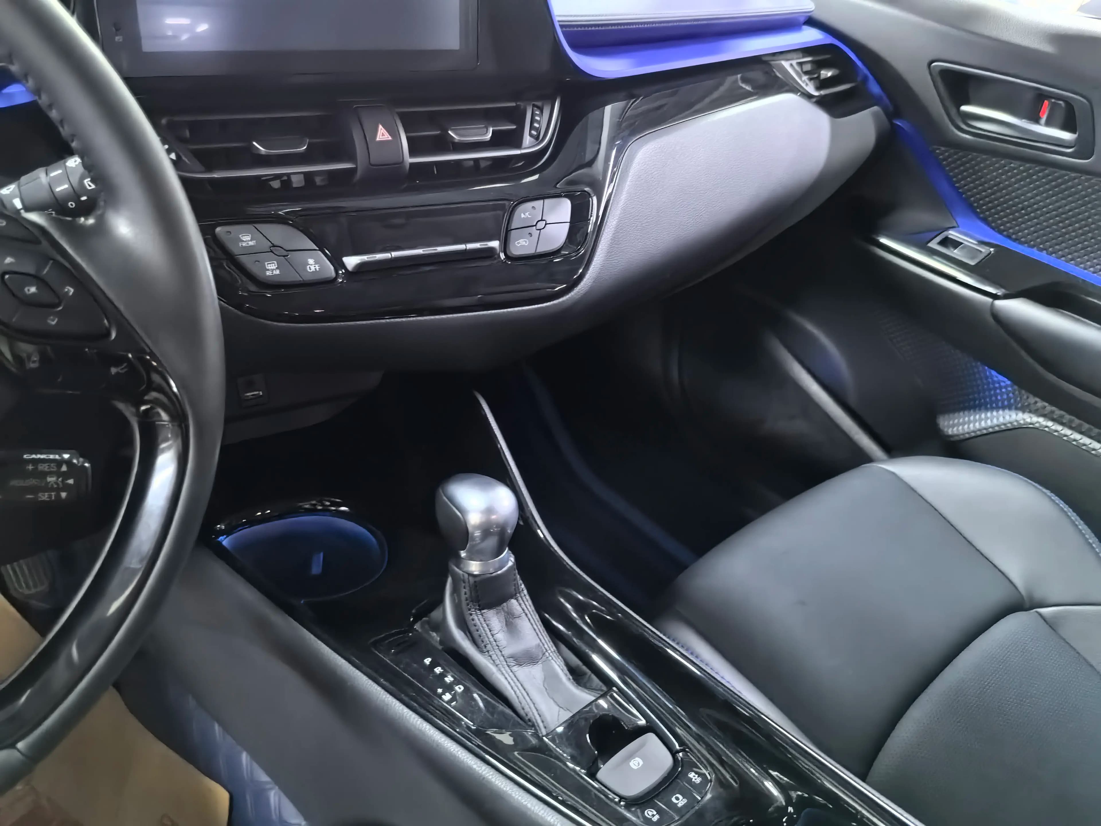 Toyota C-HR 2022 г. 33067 км. — фото 10