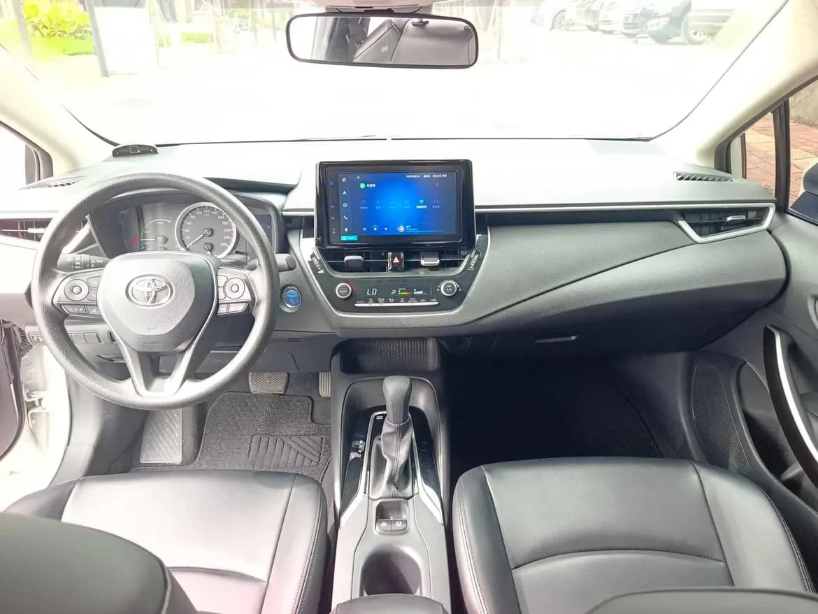 Toyota Corolla 2022 г. 36133 км. — фото 8