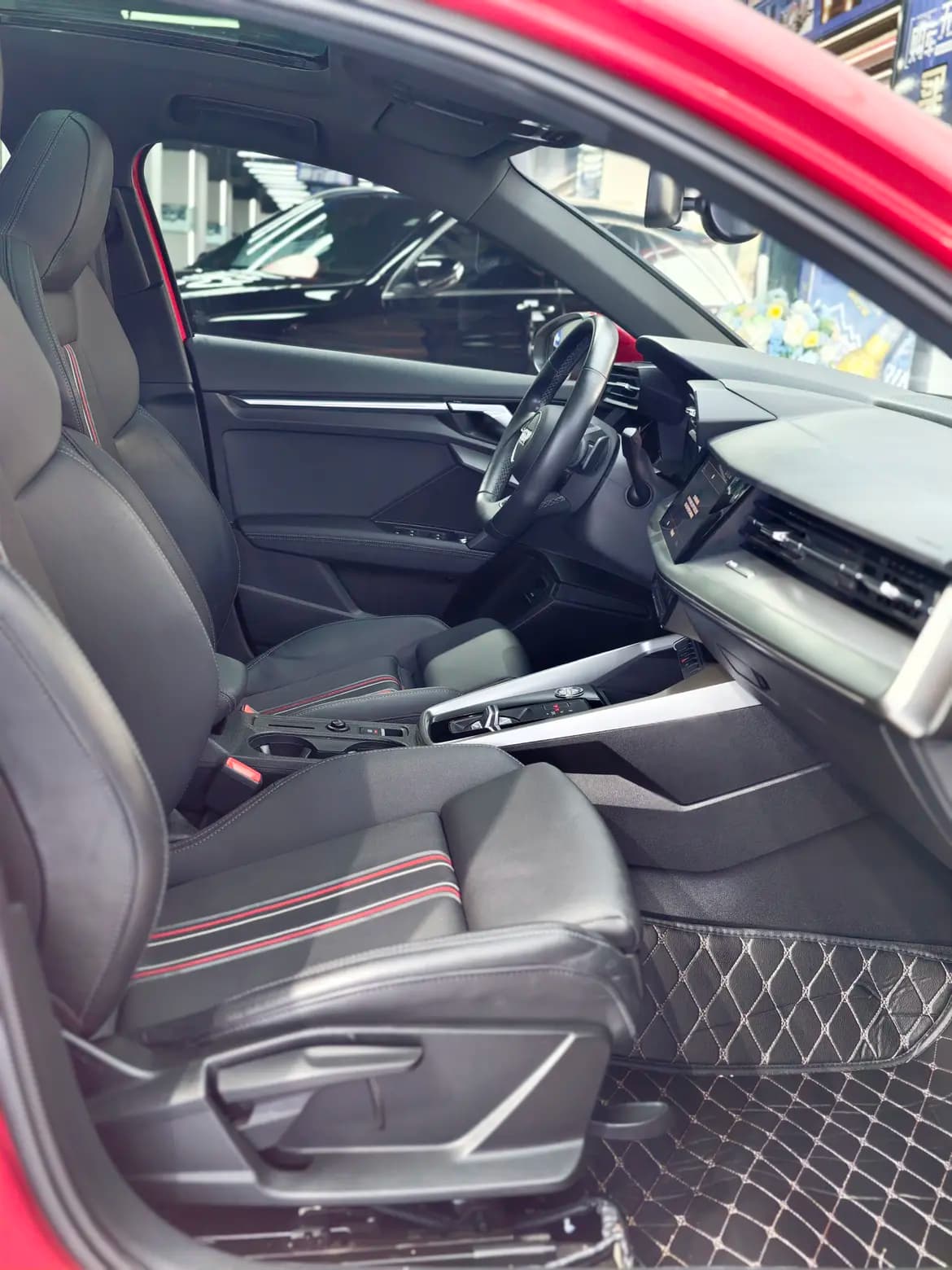 Audi A3 2023 г. 30113 км. — фото 12