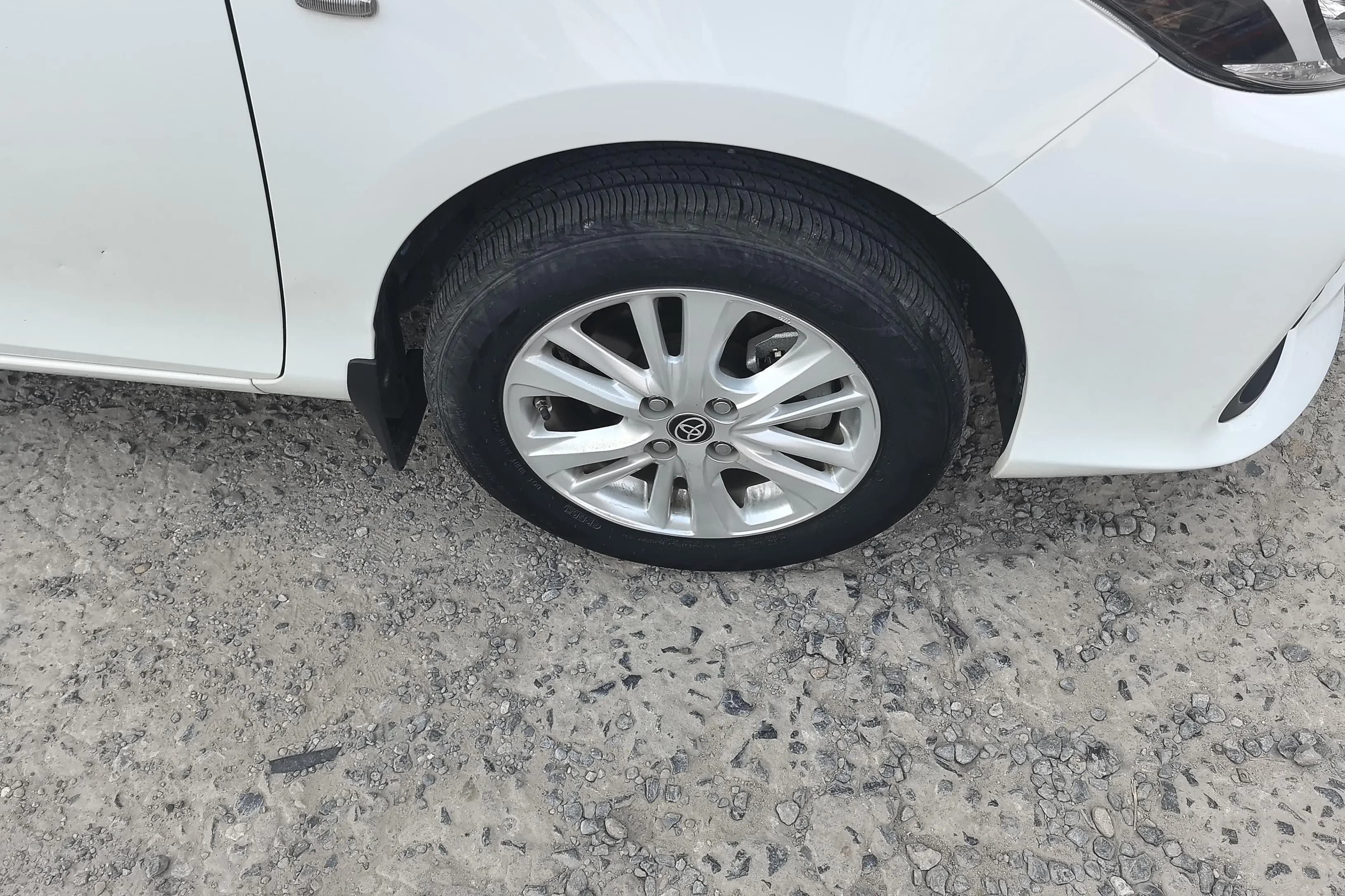 Toyota Vios 2021 г. 22960 км. — фото 9