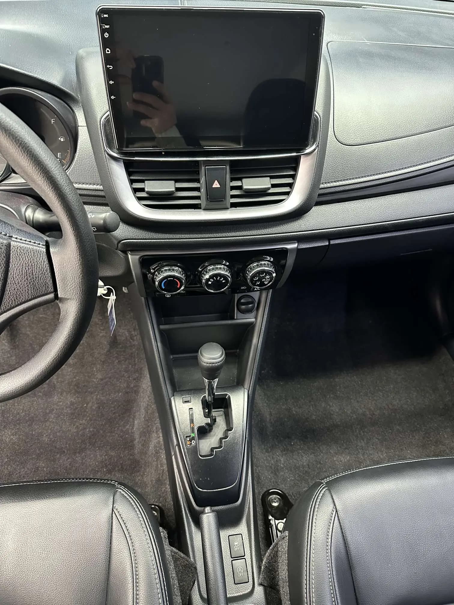 Toyota Yaris L 2021 г. 33000 км. — фото 9