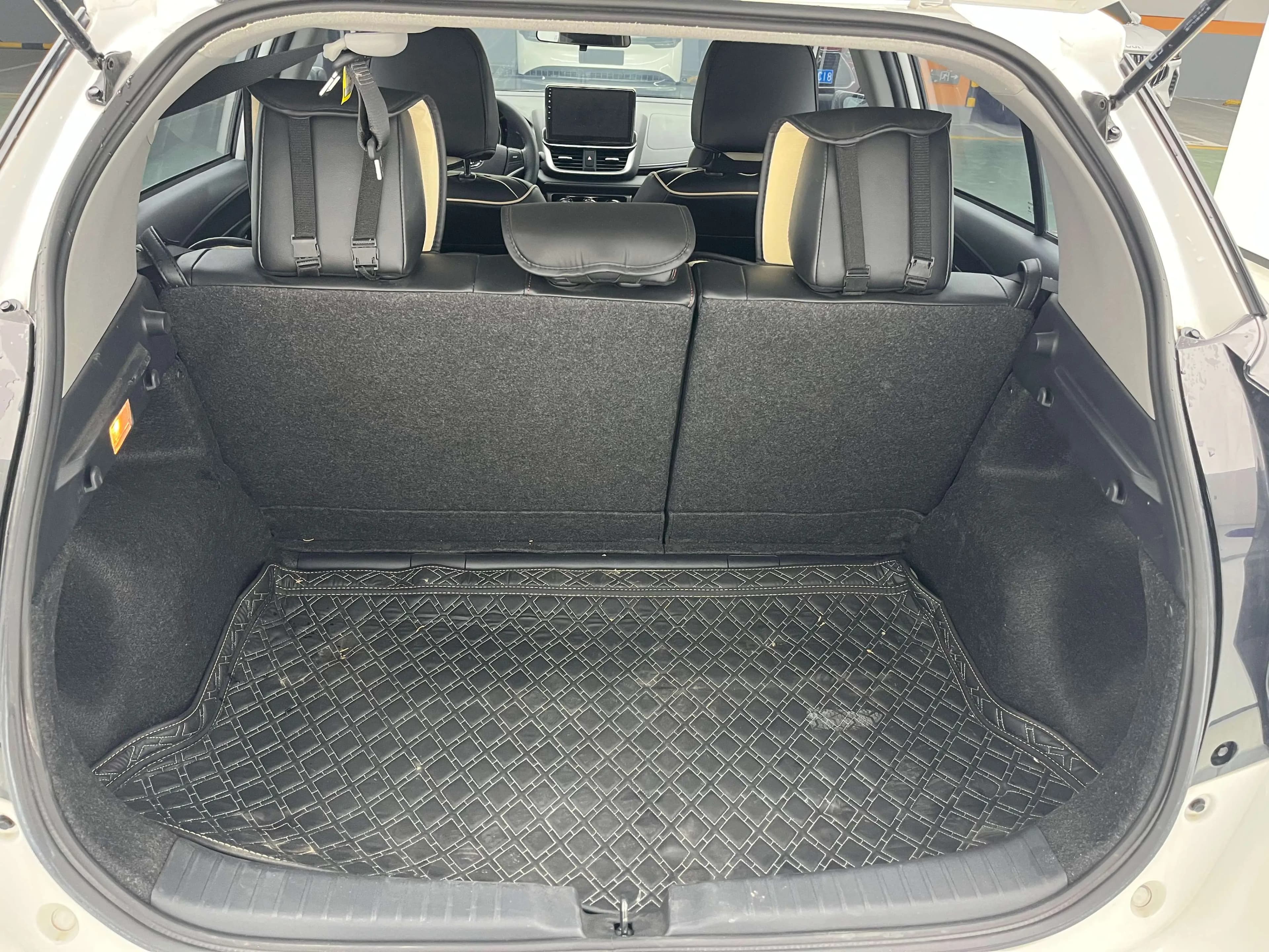 Toyota Yaris L 2022 г. 32001 км. — фото 12