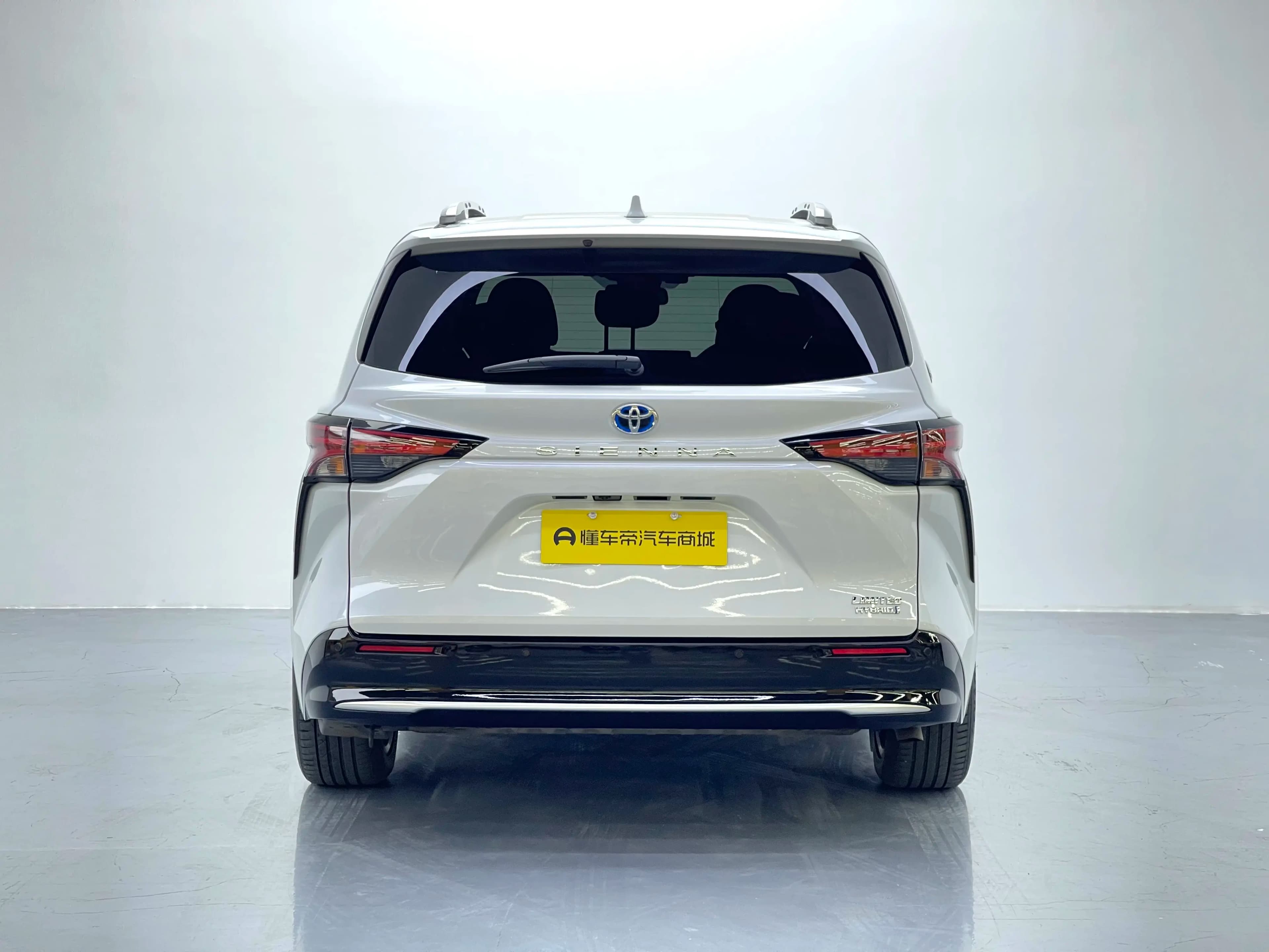 Toyota Sienna 2022 г. 75619 км. — фото 6
