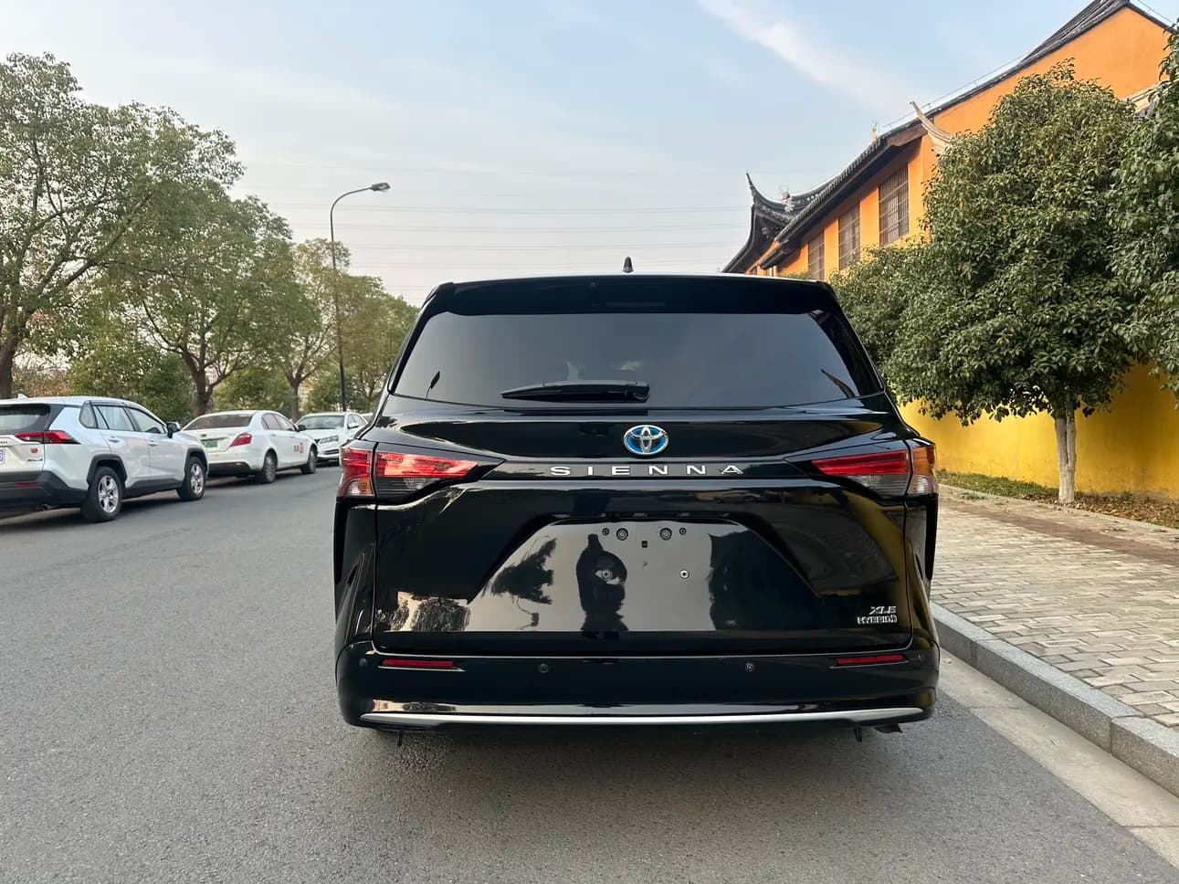 Toyota Sienna 2022 г. 68017 км. — фото 6