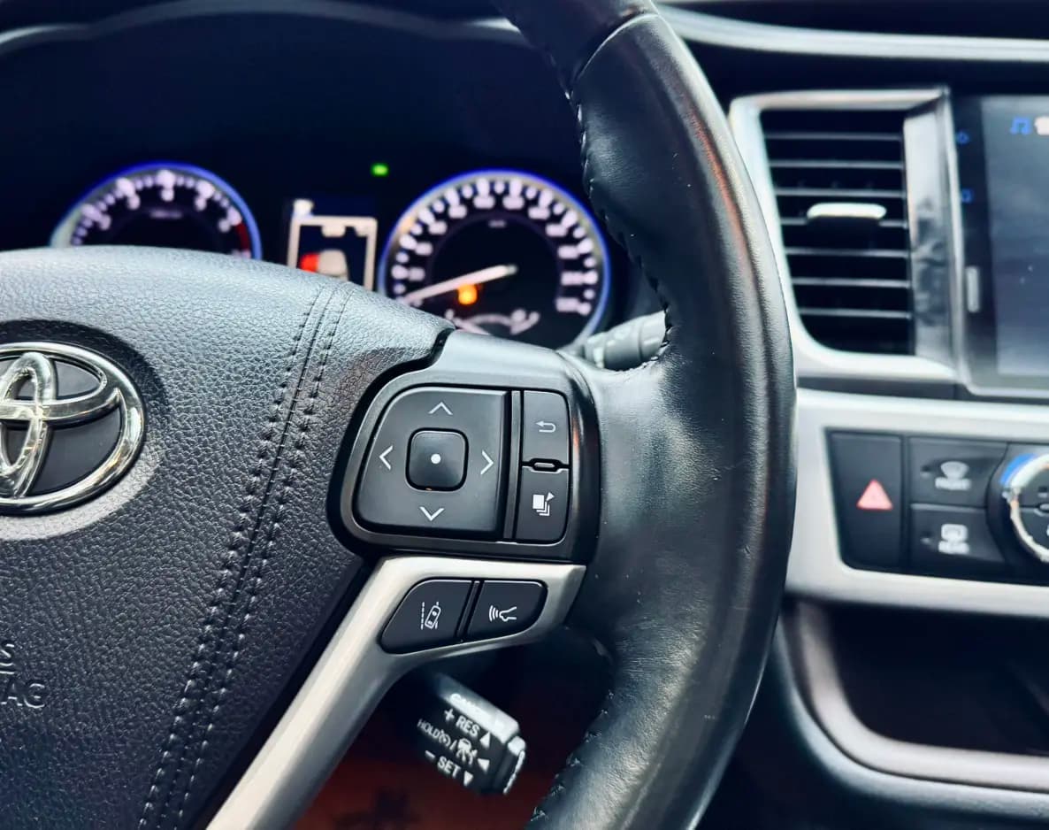 Toyota Highlander 2021 г. 80008 км. — фото 10