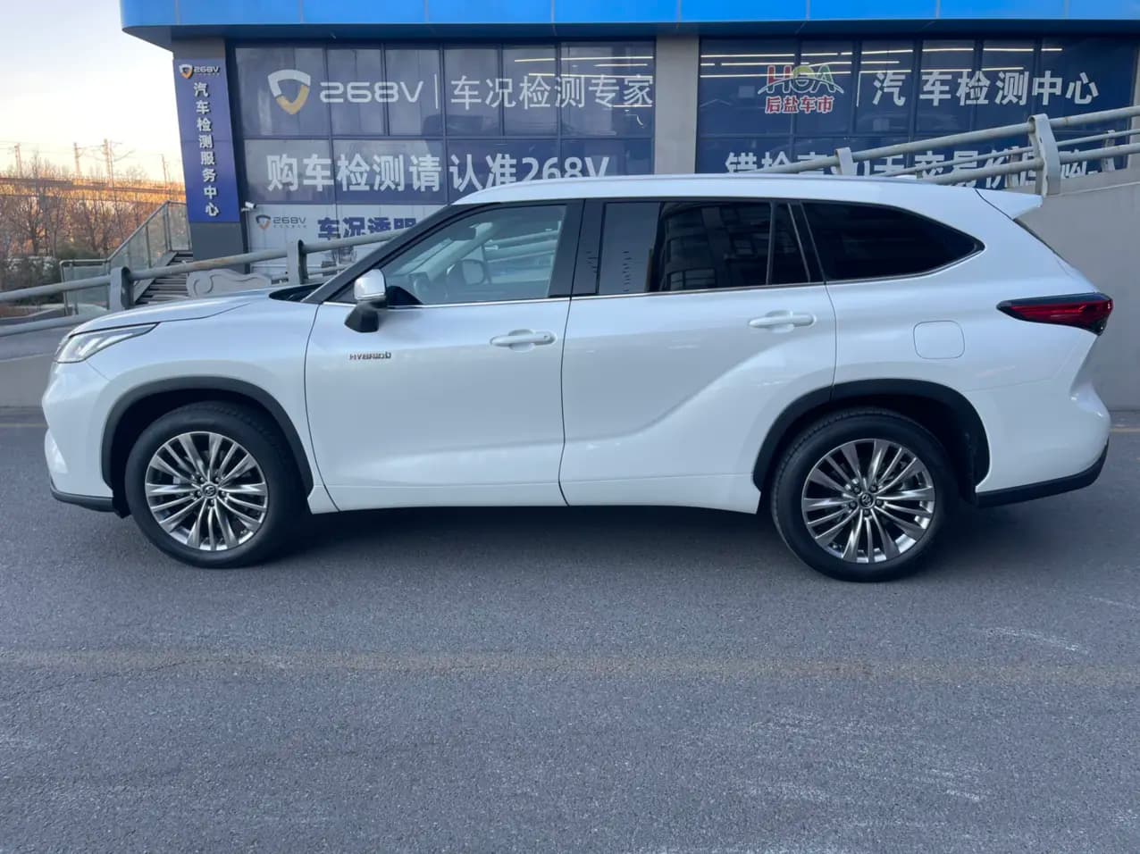 Toyota Highlander 2022 г. 40009 км. — фото 4