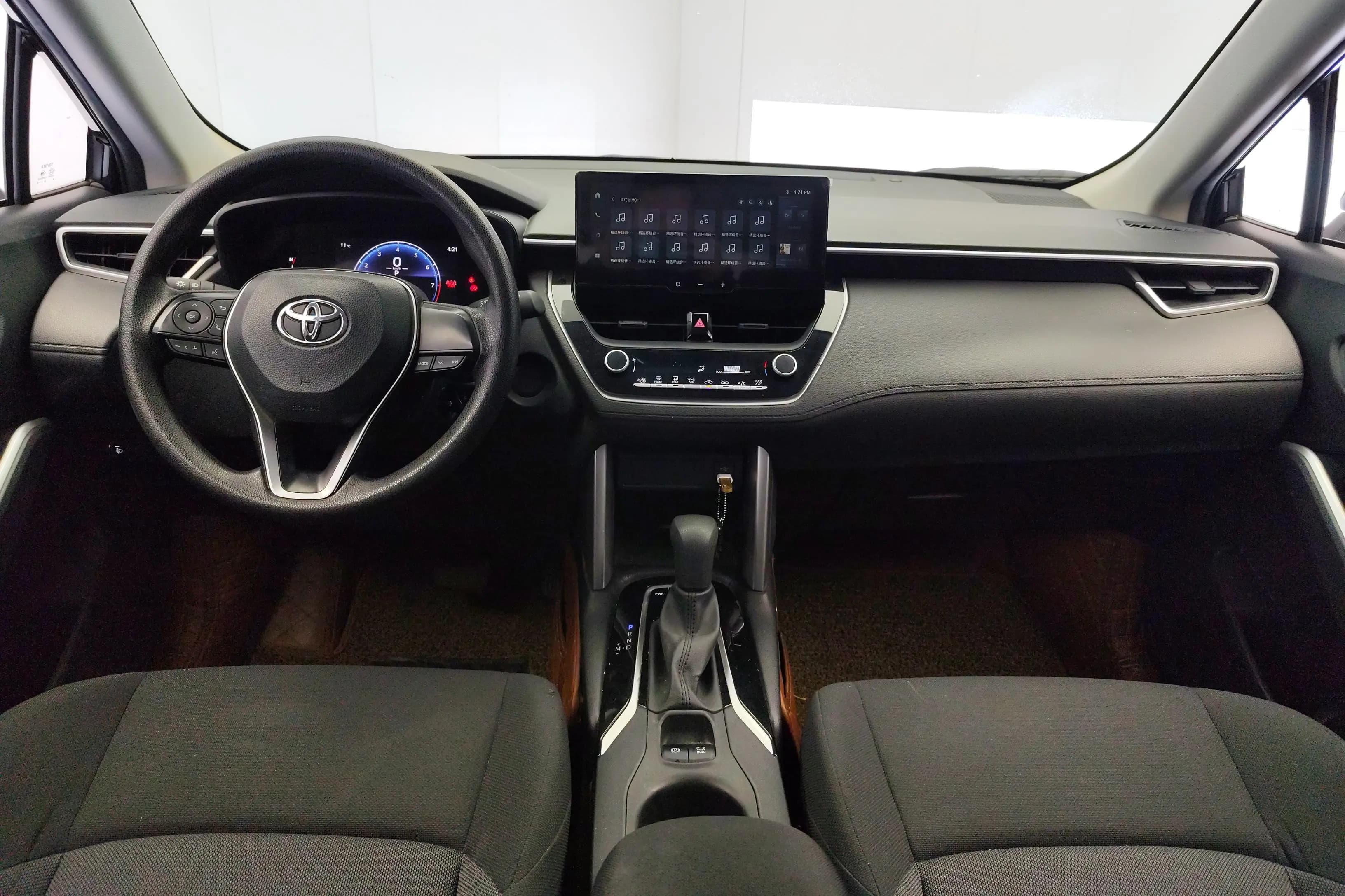 Toyota Frontlander 2023 г. 56600 км. — фото 12