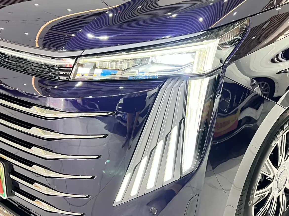 GAC Trumpchi E9 PHEV 2023 г. 40000 км. — фото 8