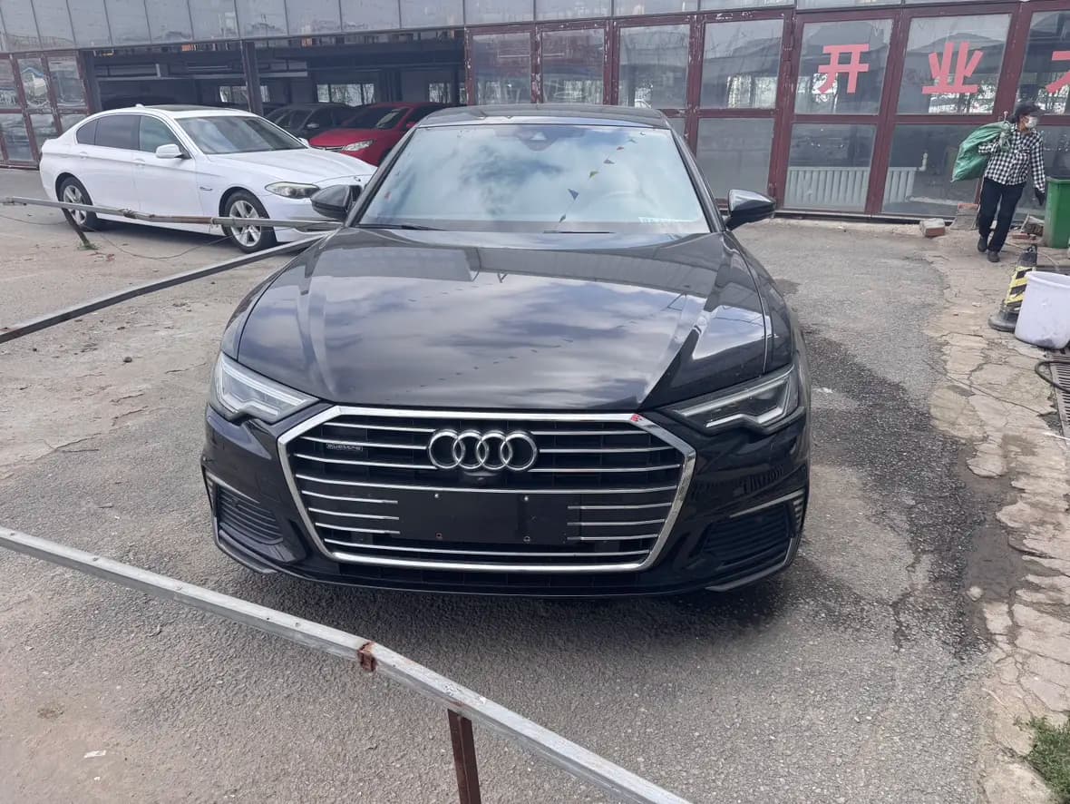 Audi A6L PHEV 2023 г. 45082 км. — фото 2