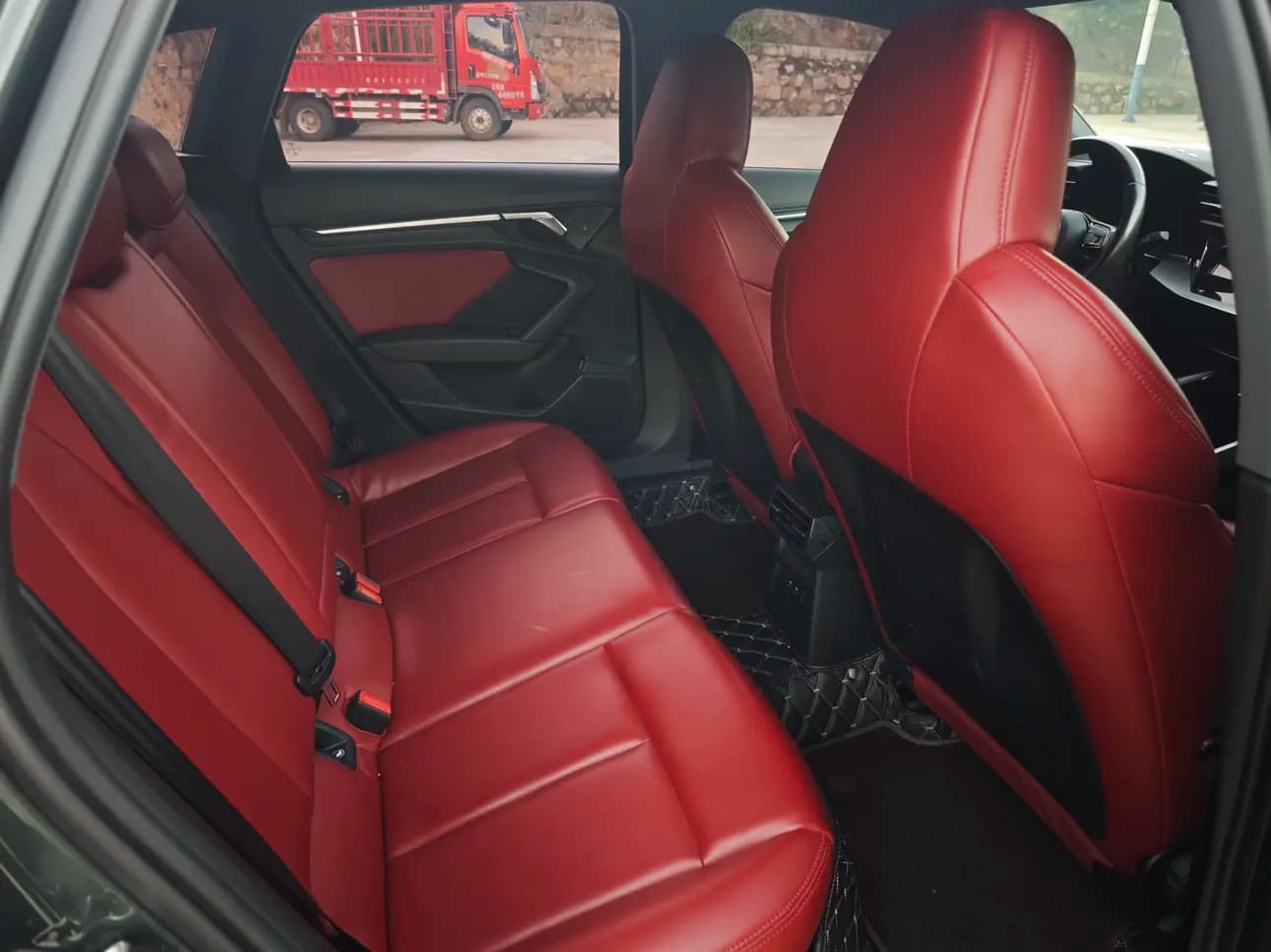 Audi A3 2021 г. 50055 км. — фото 9