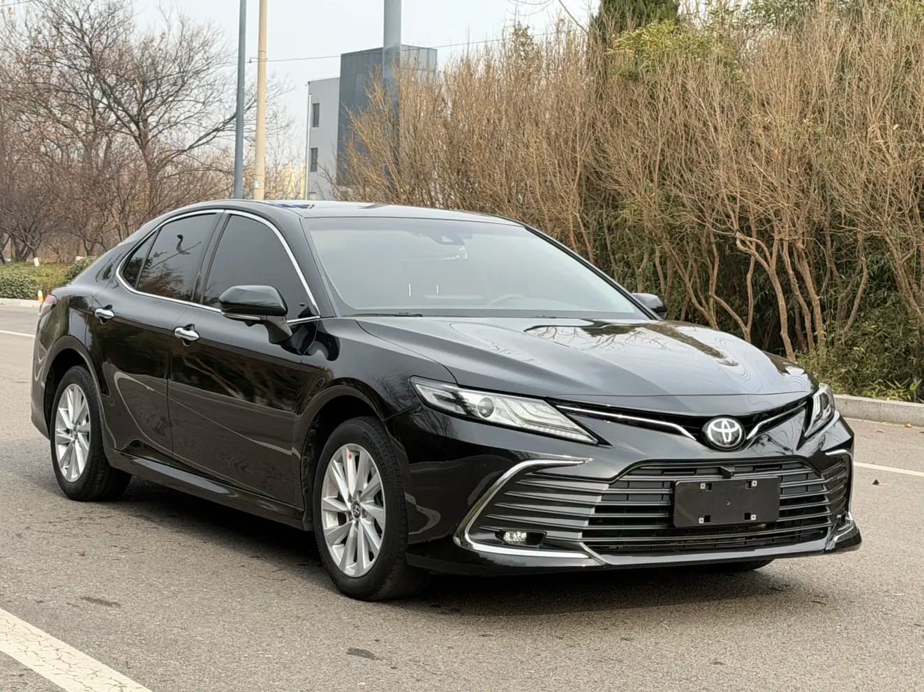 Toyota Camry 2021 г. 40083 км. — фото 3