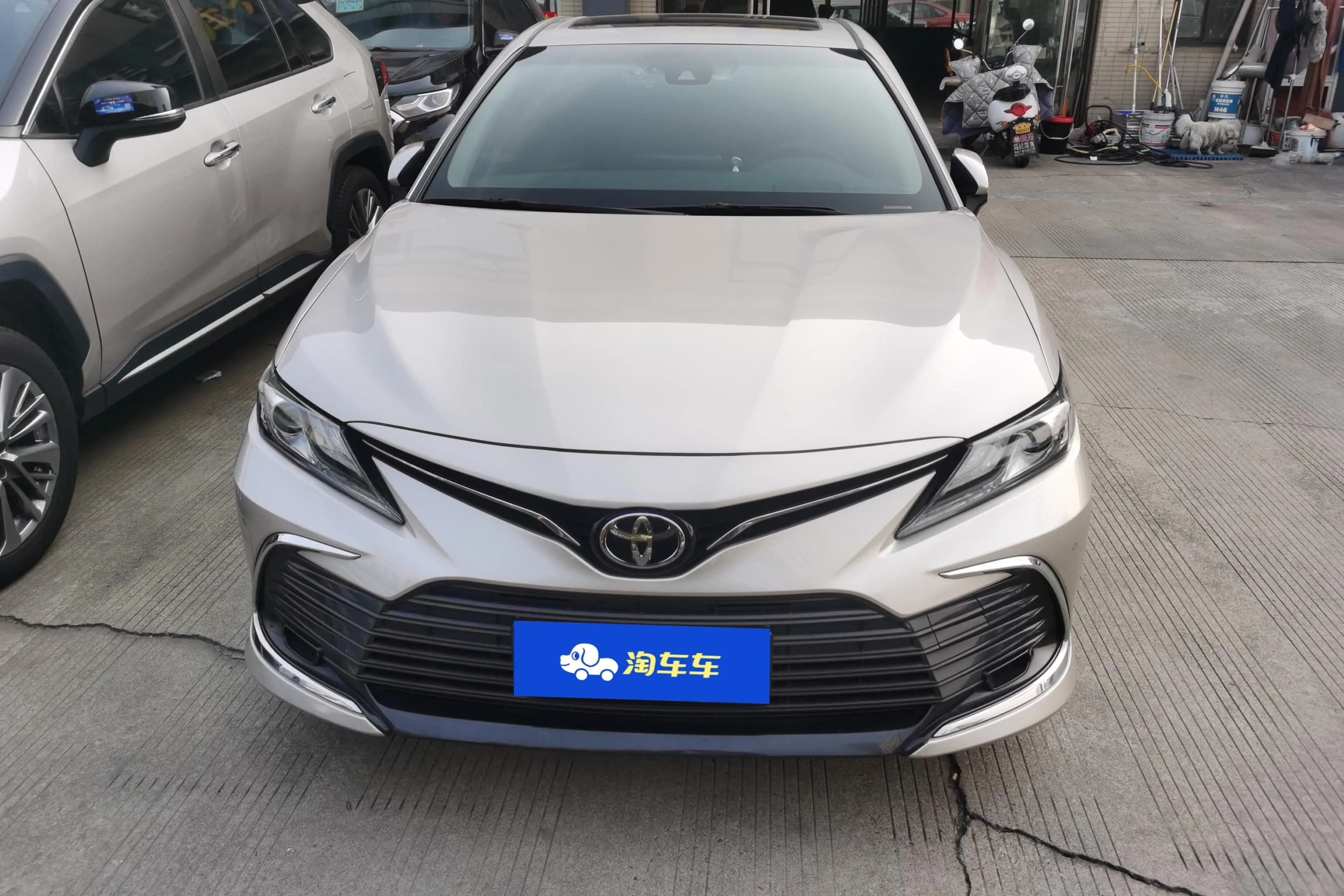 Toyota Camry 2021 г. 44884 км. — фото 2