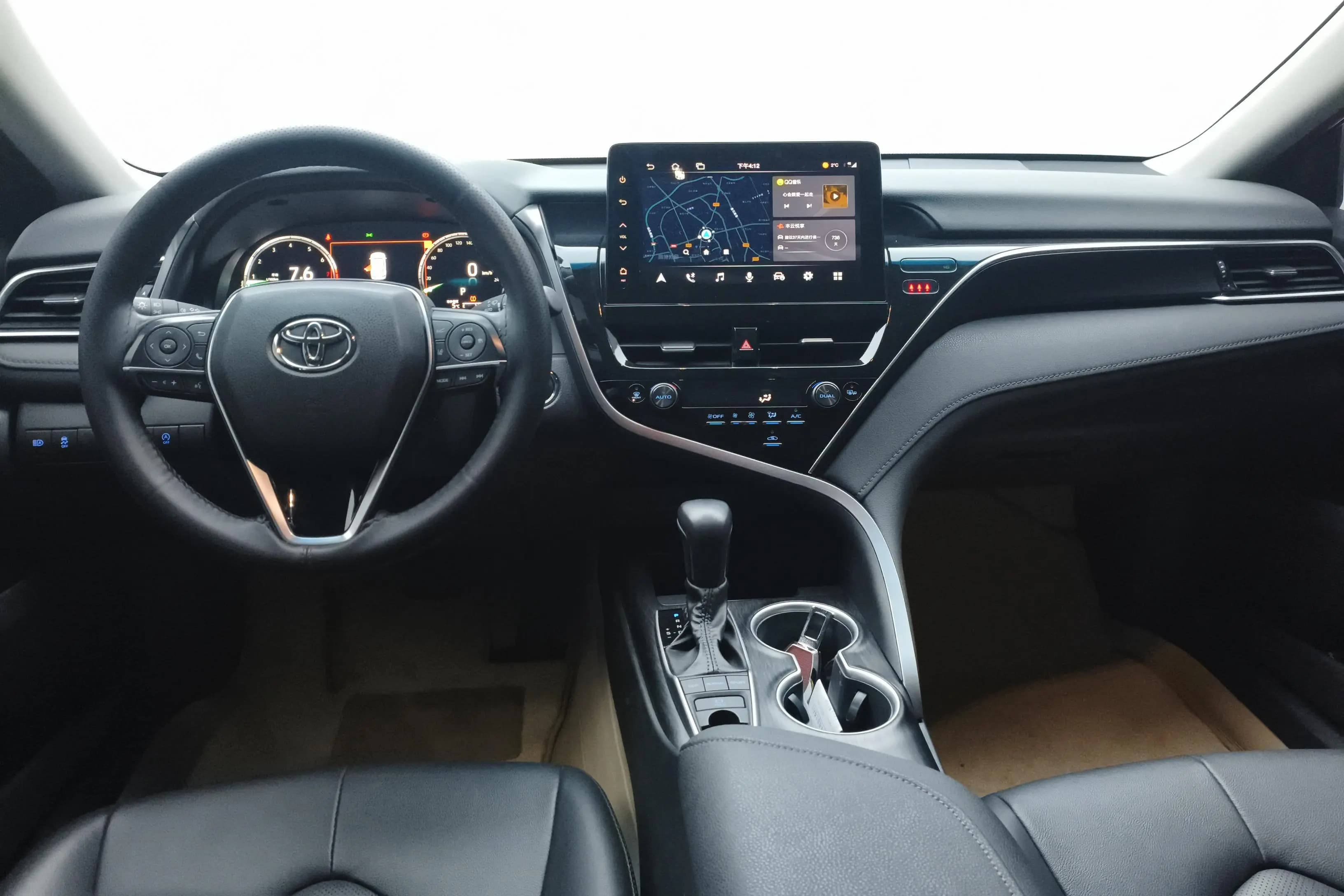 Toyota Camry 2024 г. 21285 км. — фото 12
