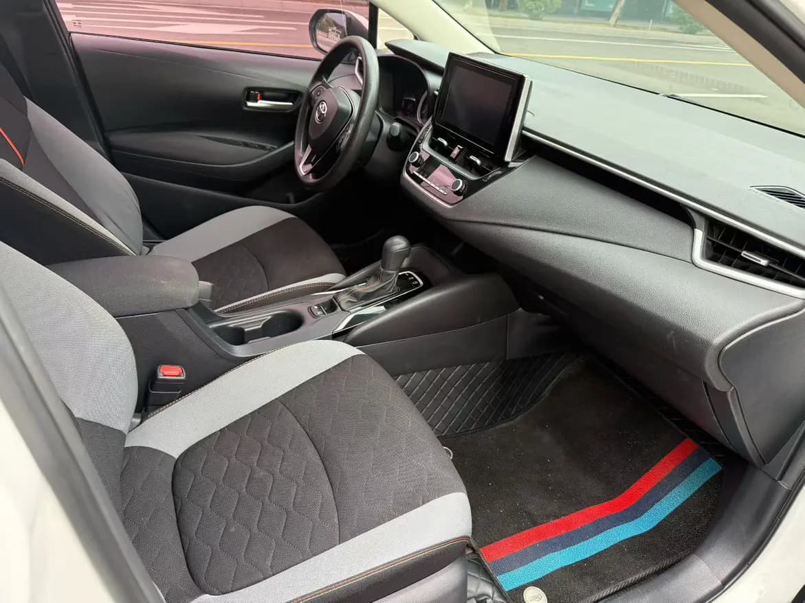 Toyota Corolla 2022 г. 50020 км. — фото 9