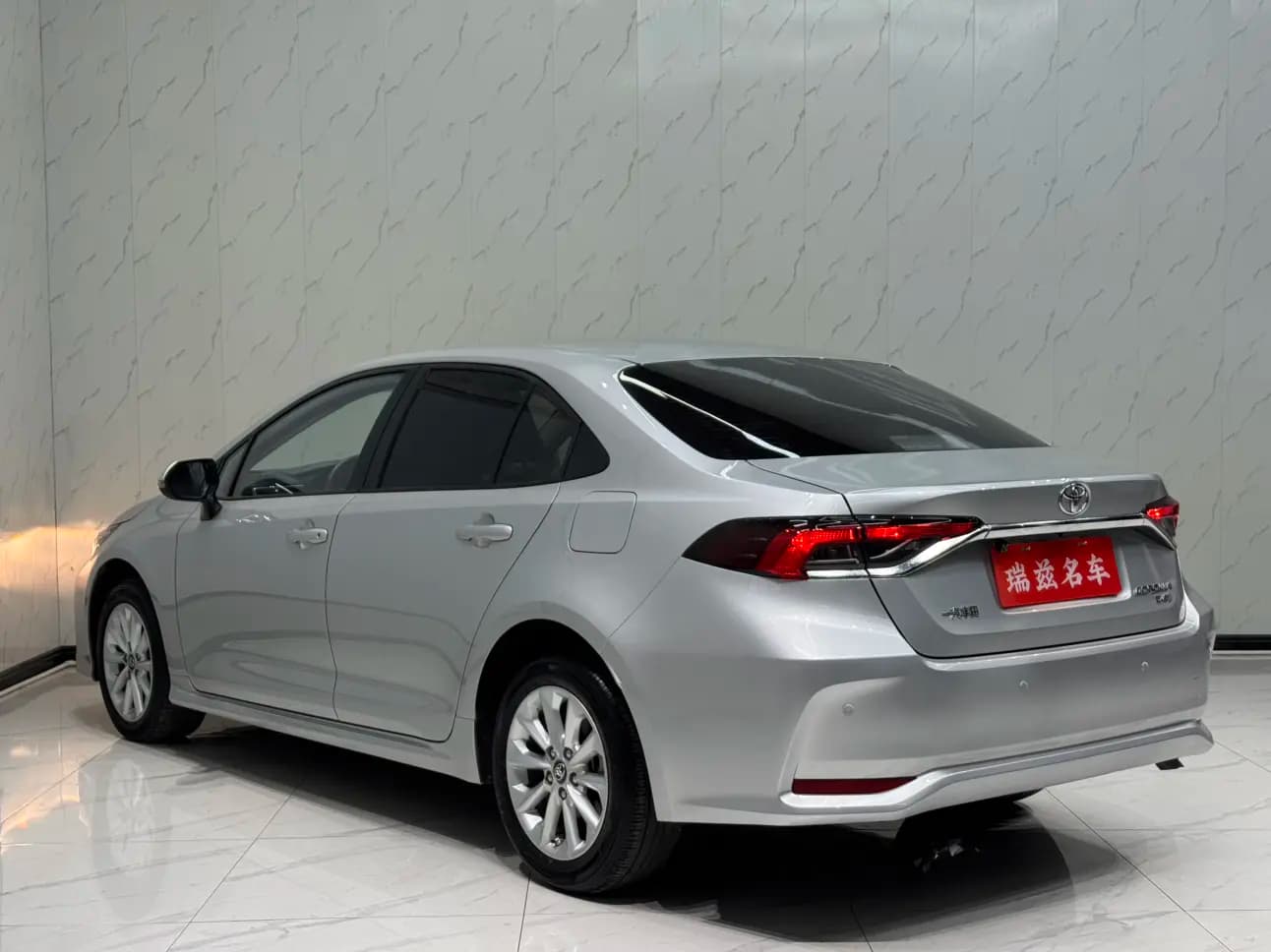 Toyota Corolla 2023 г. 31021 км. — фото 4