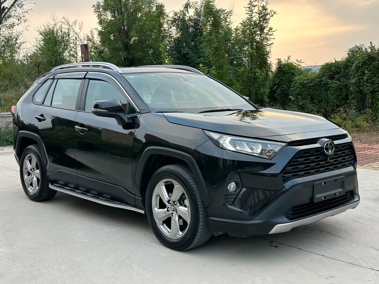 Toyota RAV4 2022 г. 43032 км. — фото 3