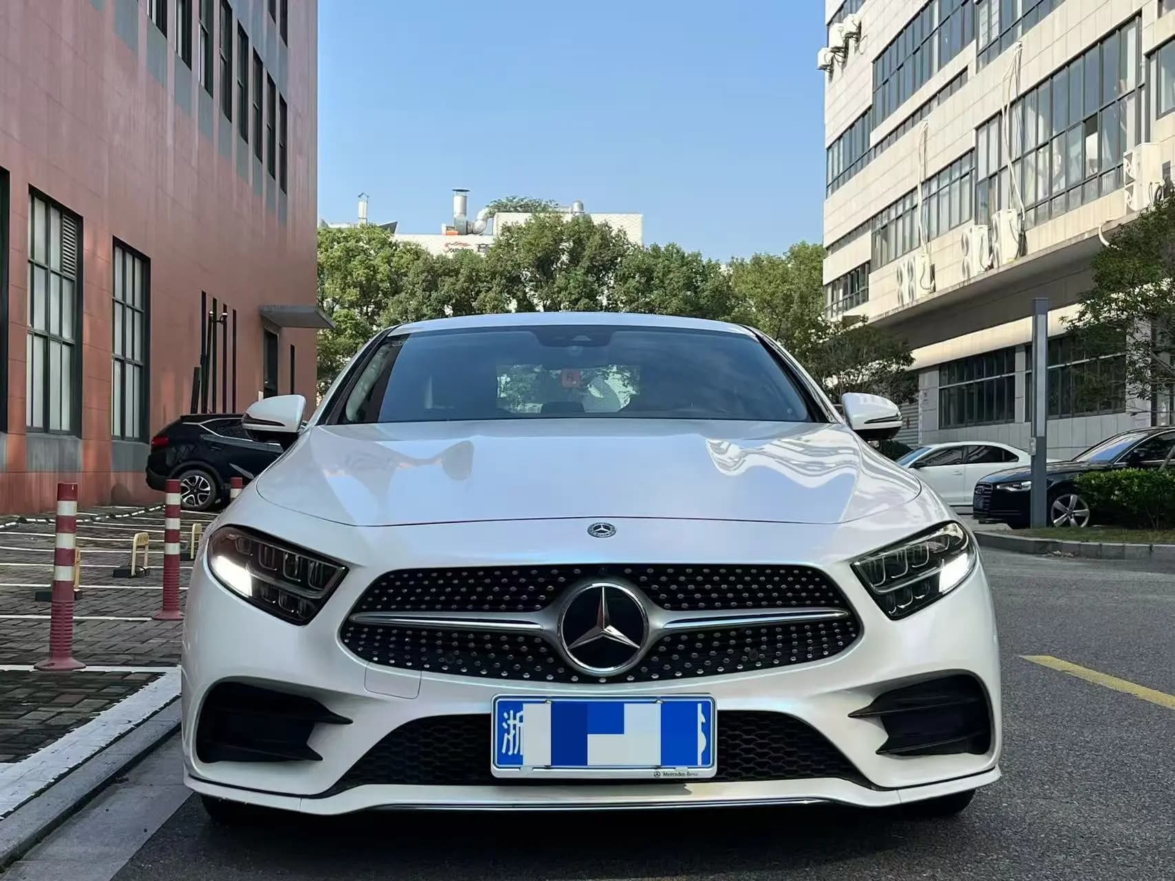 Mercedes-Benz Mercedes Benz CLS 2021 г. 50099 км. — фото 2