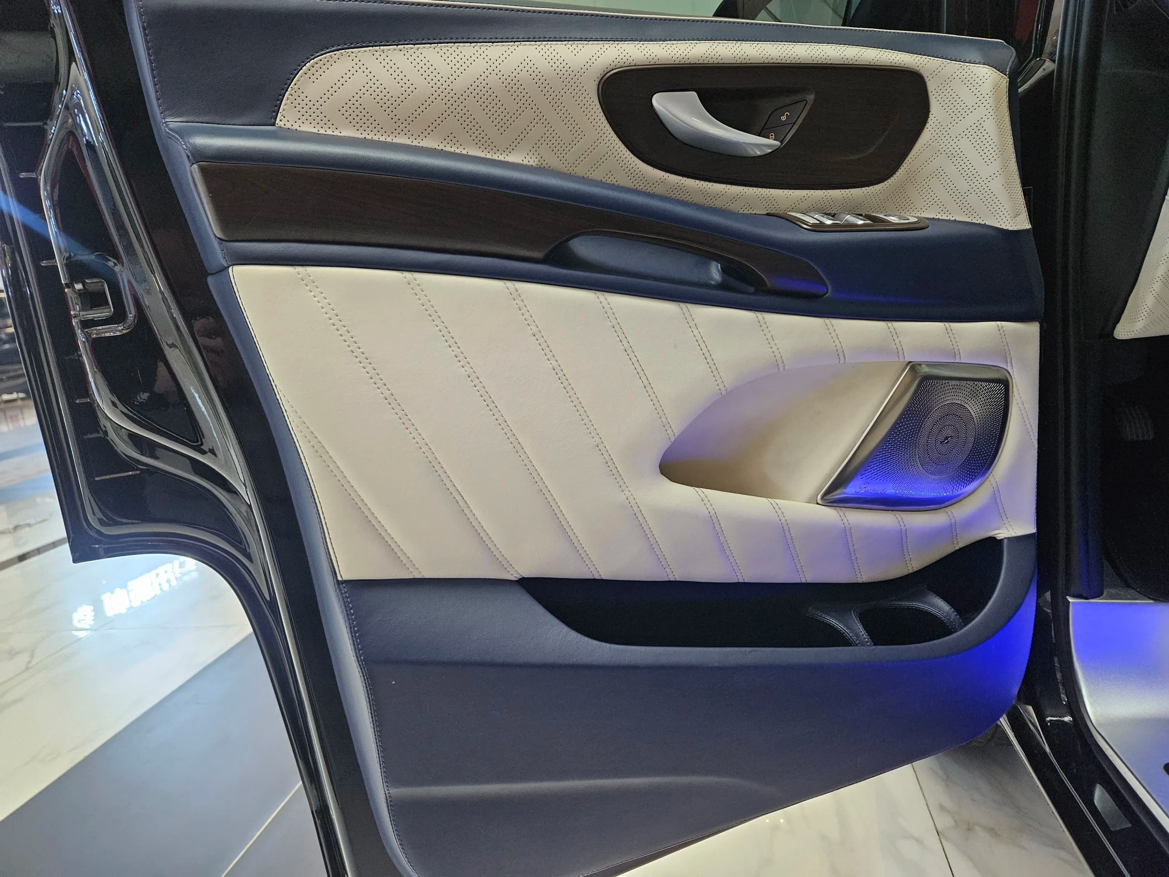Mercedes-Benz Vito 2021 г. 86000 км. — фото 12