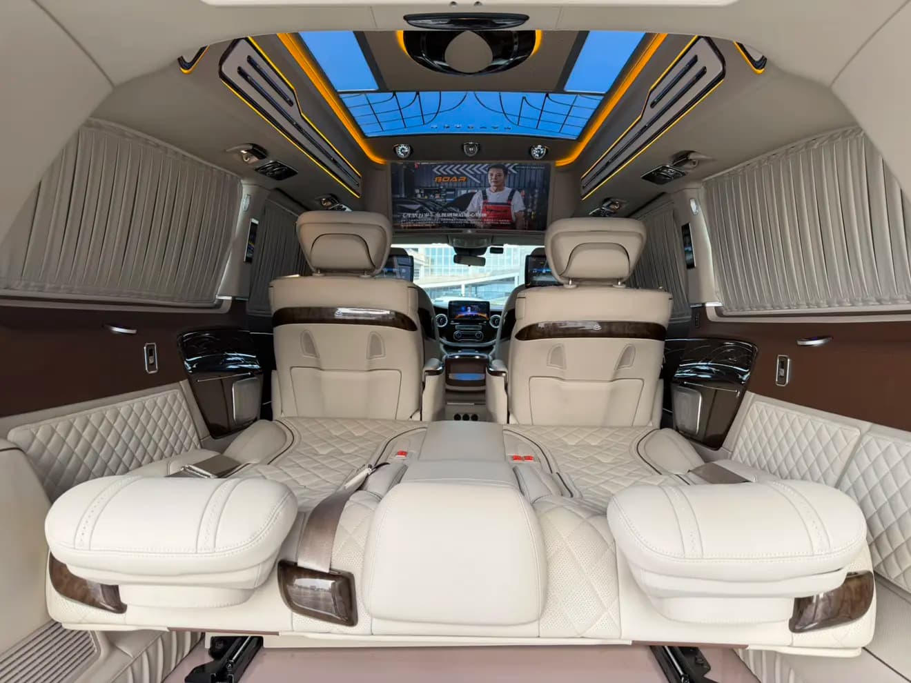 Mercedes-Benz Vito 2021 г. 9000 км. — фото 19