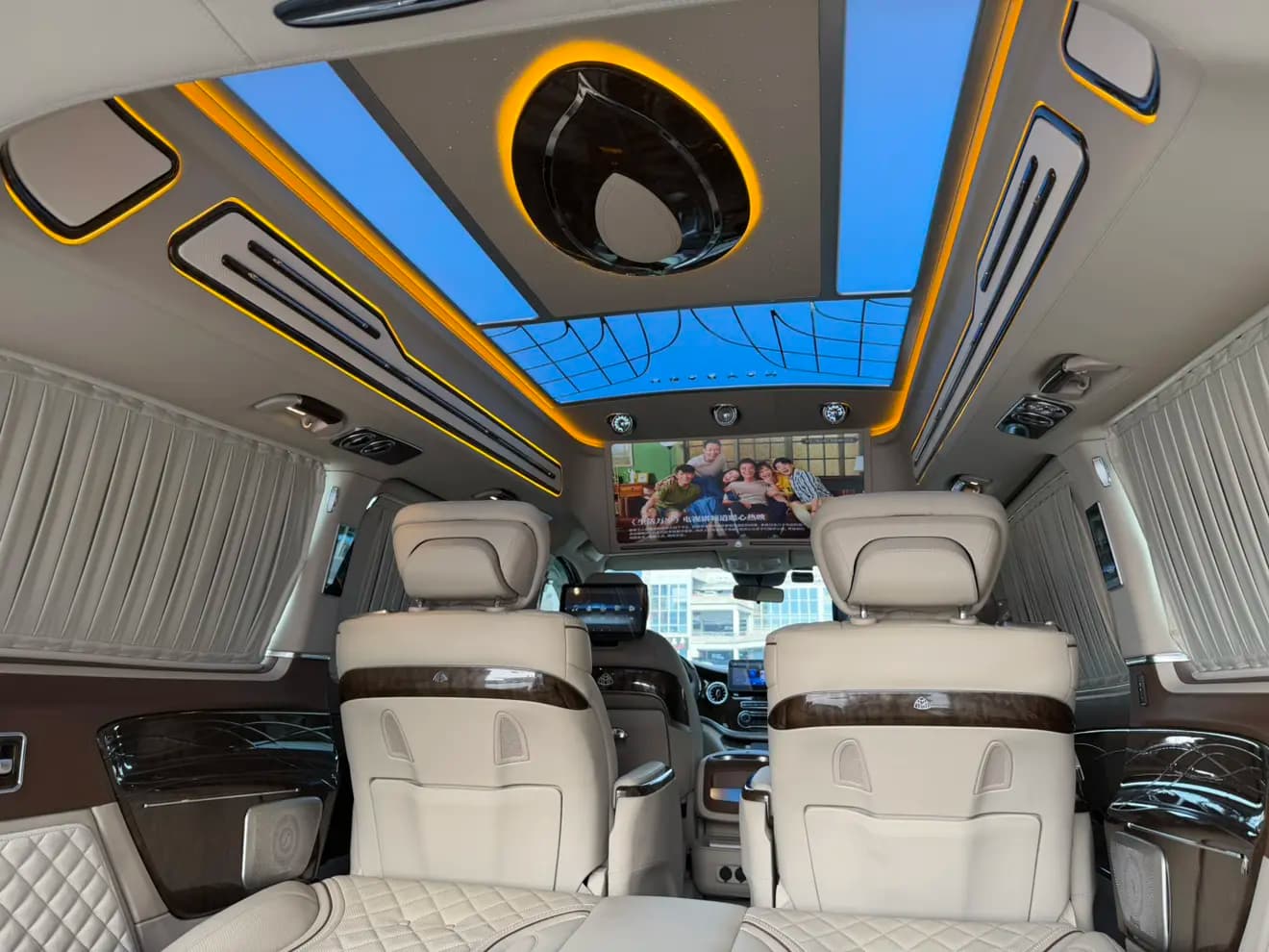 Mercedes-Benz Vito 2021 г. 9000 км. — фото 30