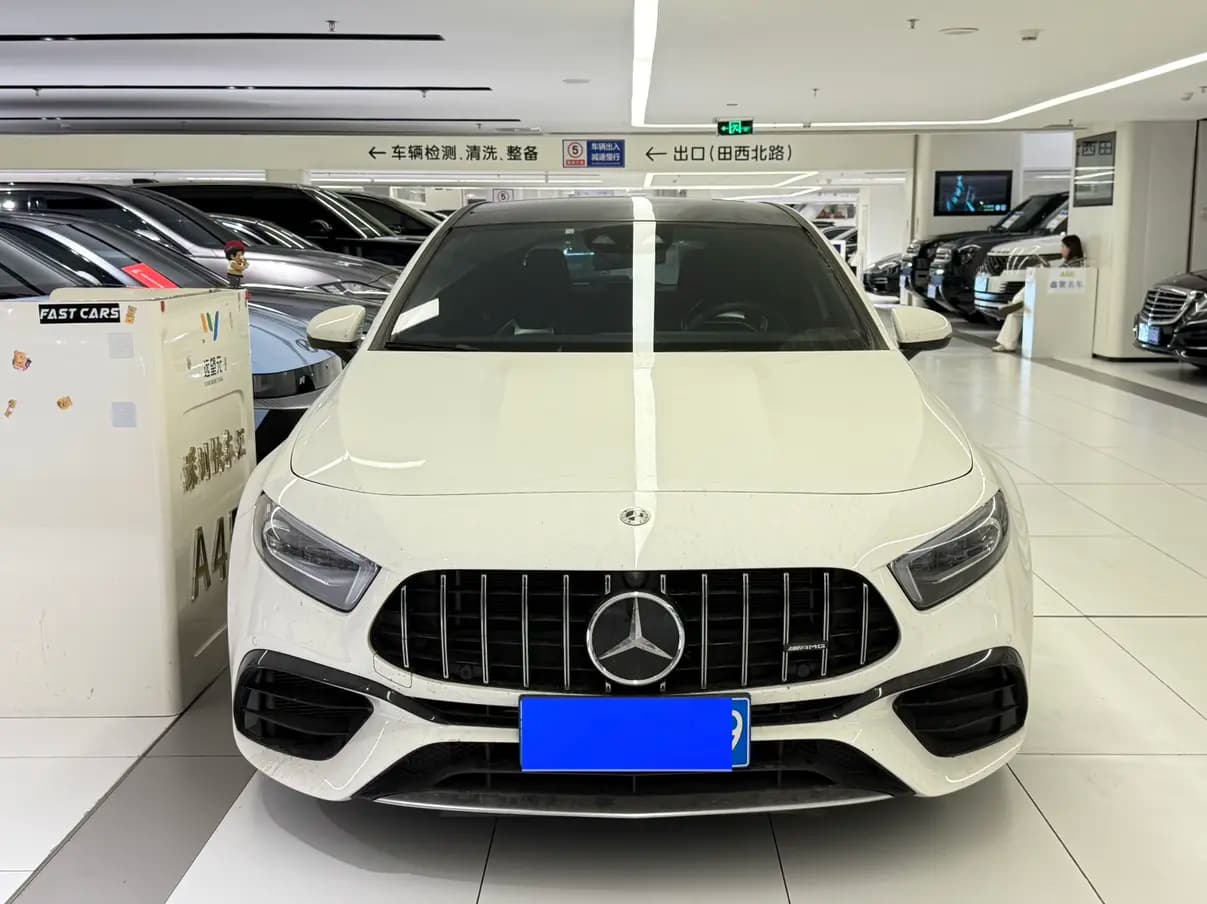 Mercedes-Benz A-Class AMG 2023 г. 26001 км. — фото 2