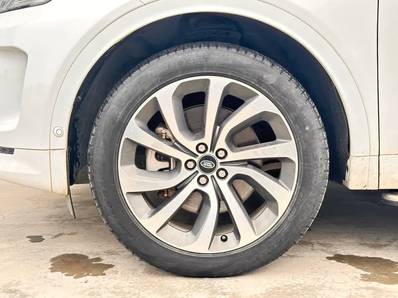 Land Rover Discover Sports 2022 г. 77032 км. — фото 15