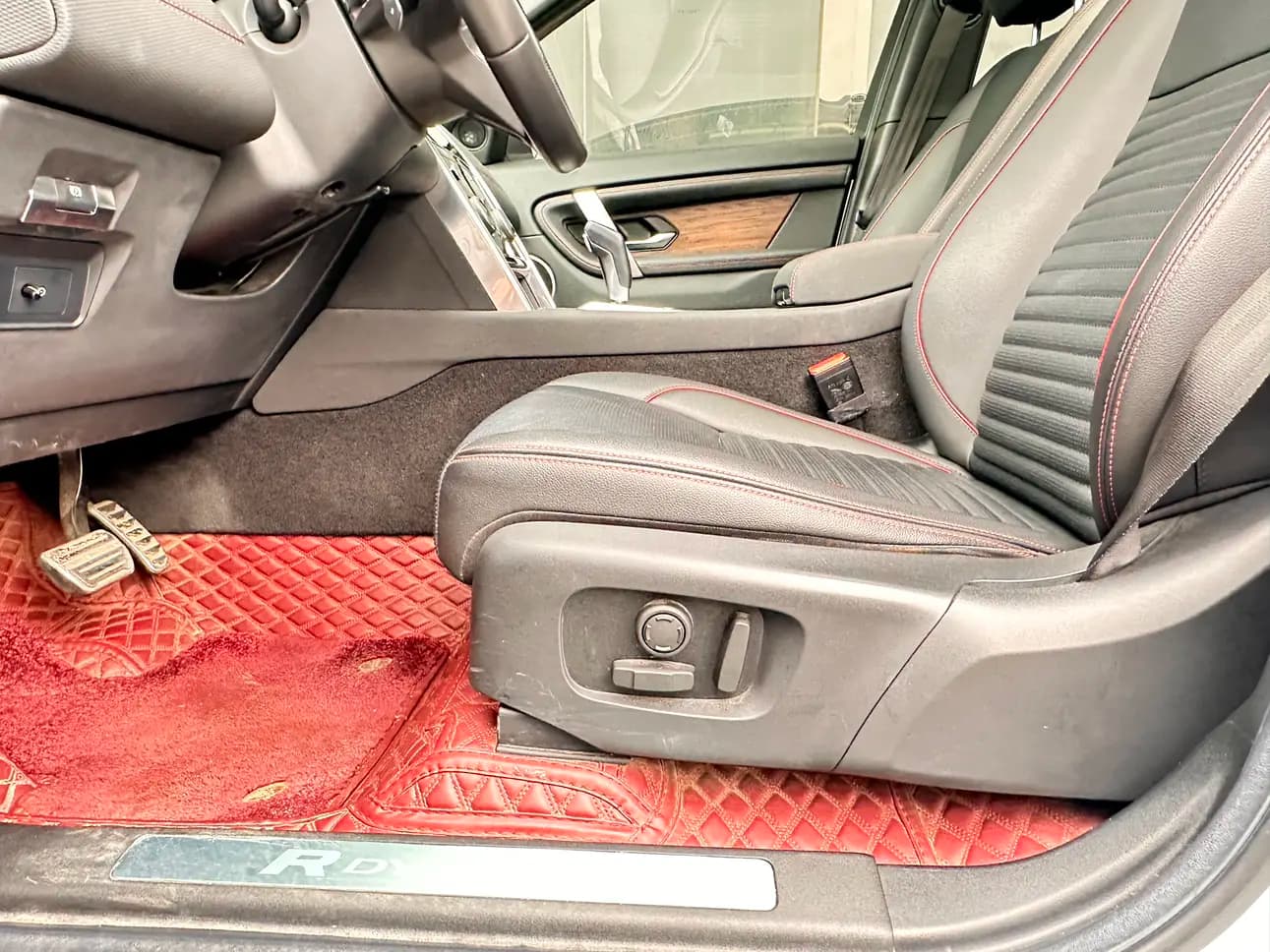 Land Rover Discover Sports 2022 г. 77032 км. — фото 25