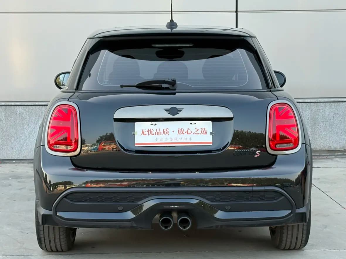 MINI  2023 г. 73122 км. — фото 5