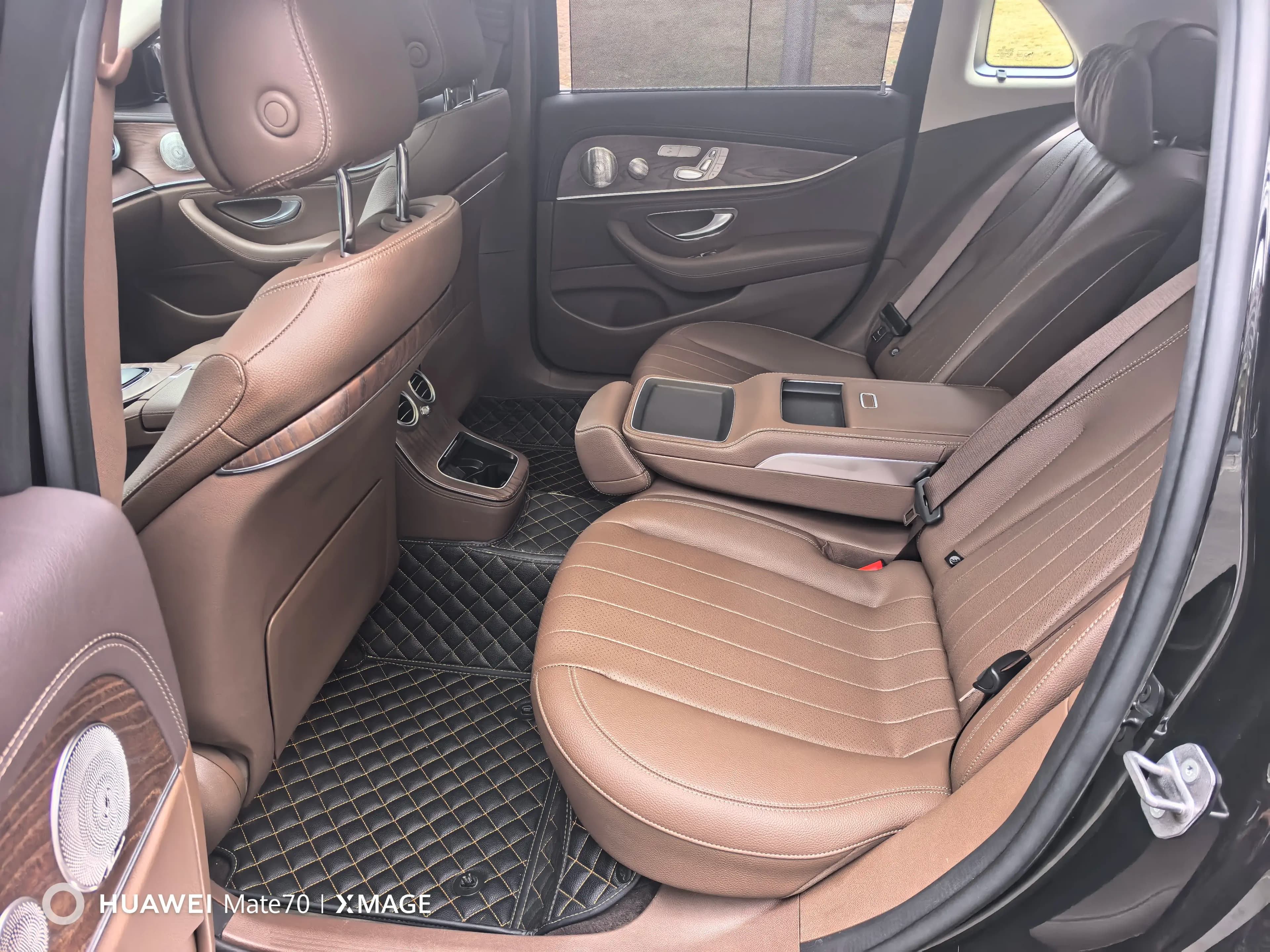 Mercedes-Benz E-Class 2023 г. 55065 км. — фото 32