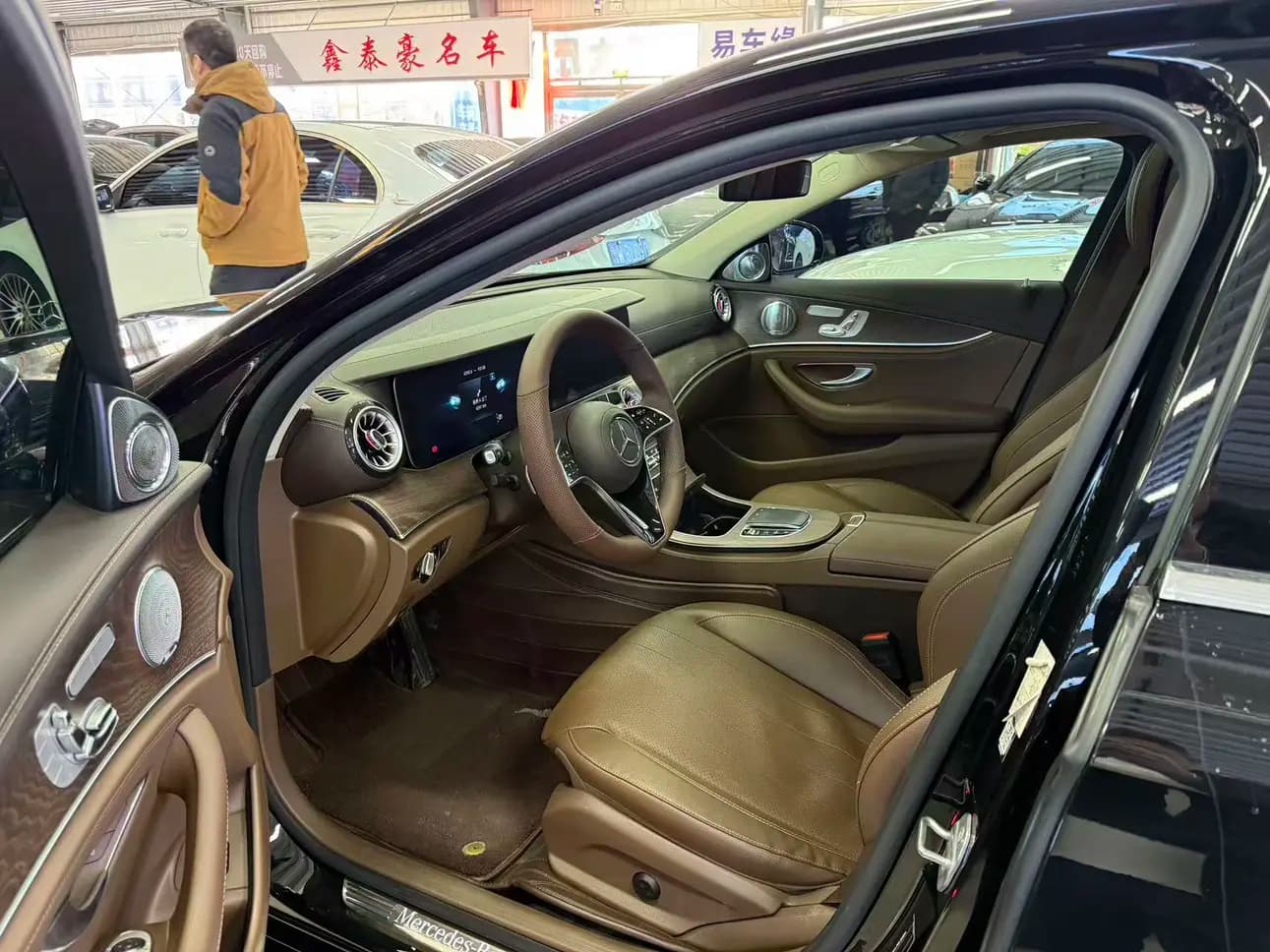 Mercedes-Benz E-Class 2021 г. 90084 км. — фото 8
