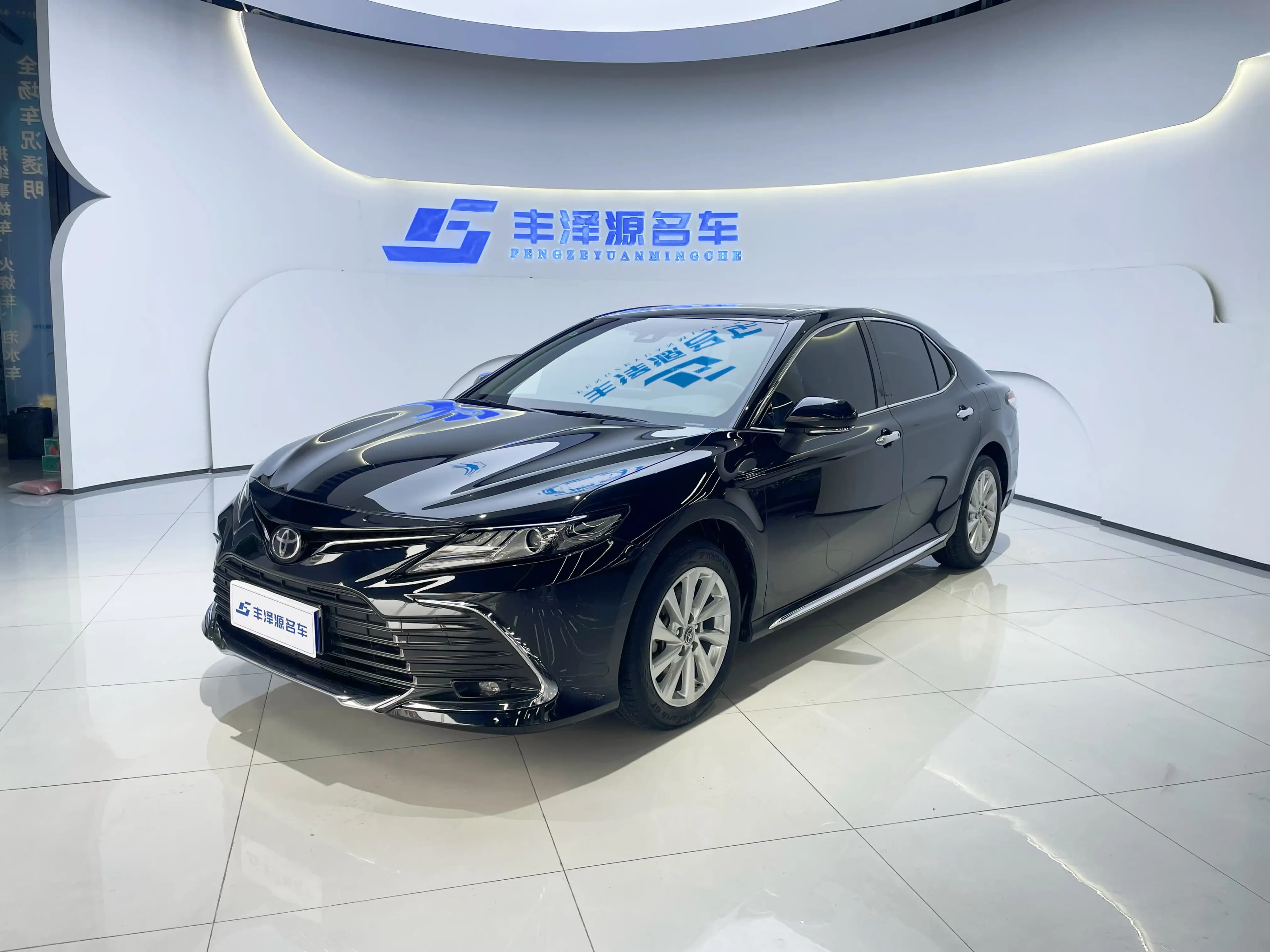 Toyota Camry 2023 г. 25586 км.