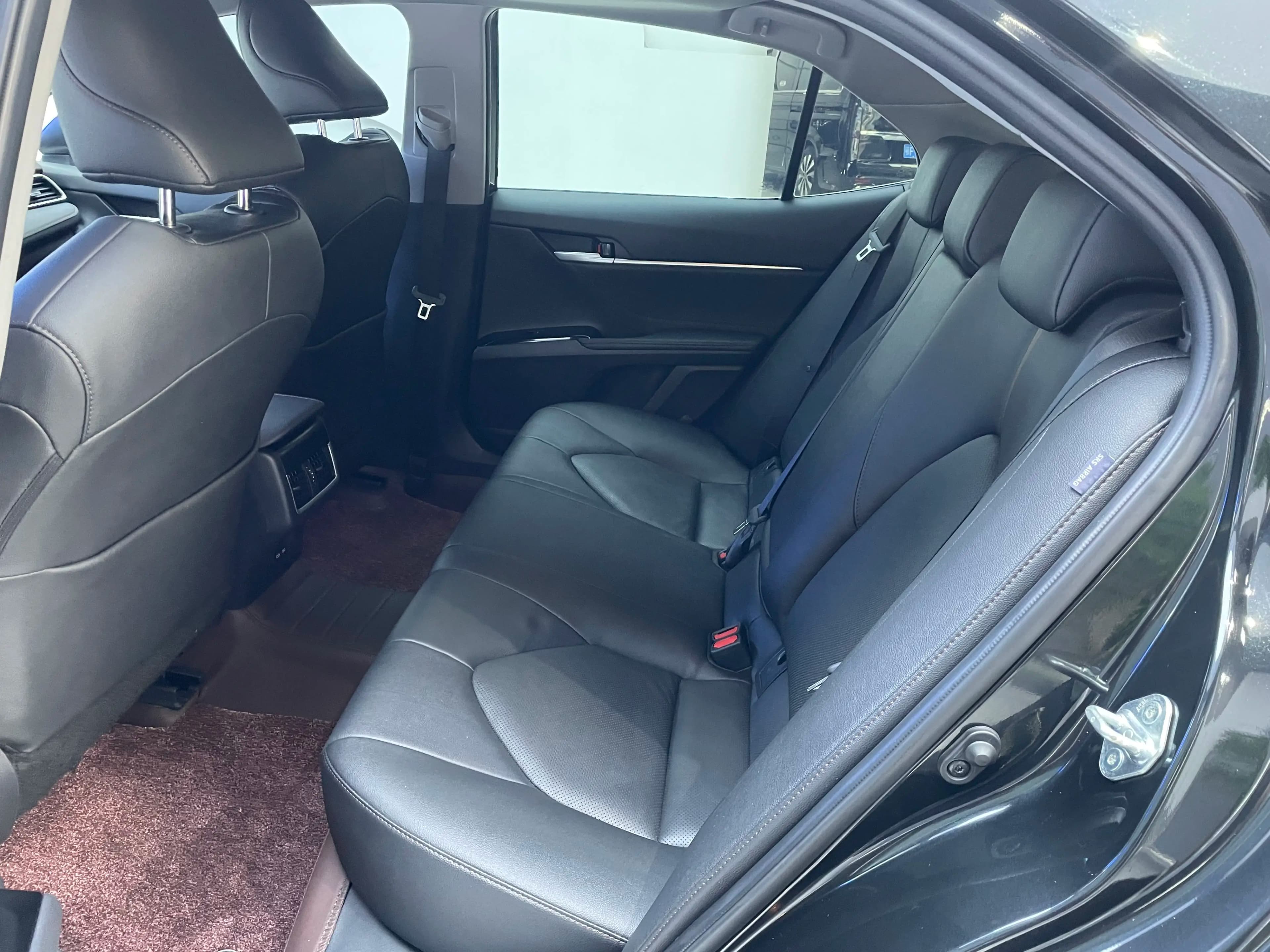 Toyota Camry 2023 г. 25586 км. — фото 12