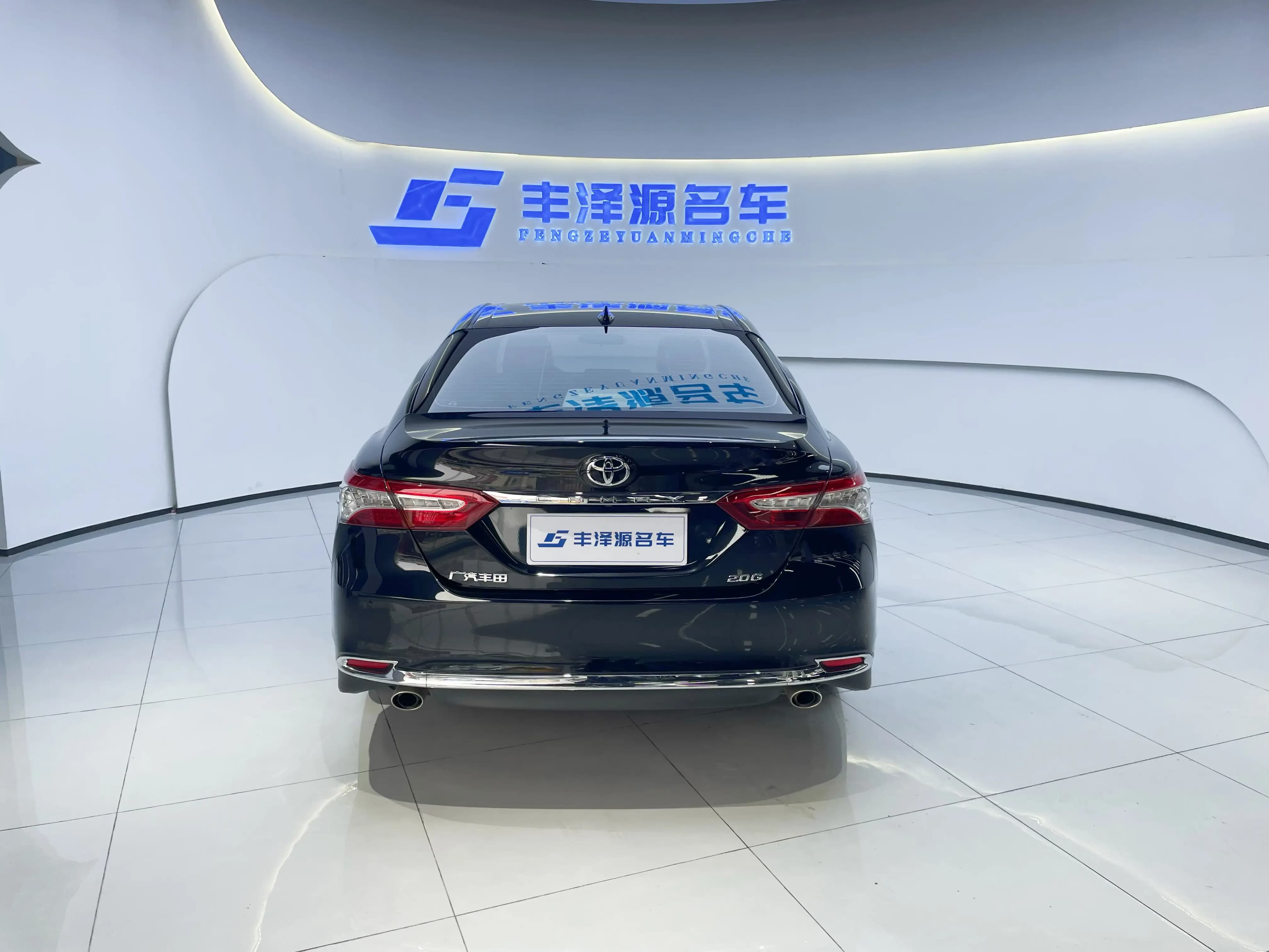 Toyota Camry 2023 г. 25586 км. — фото 4
