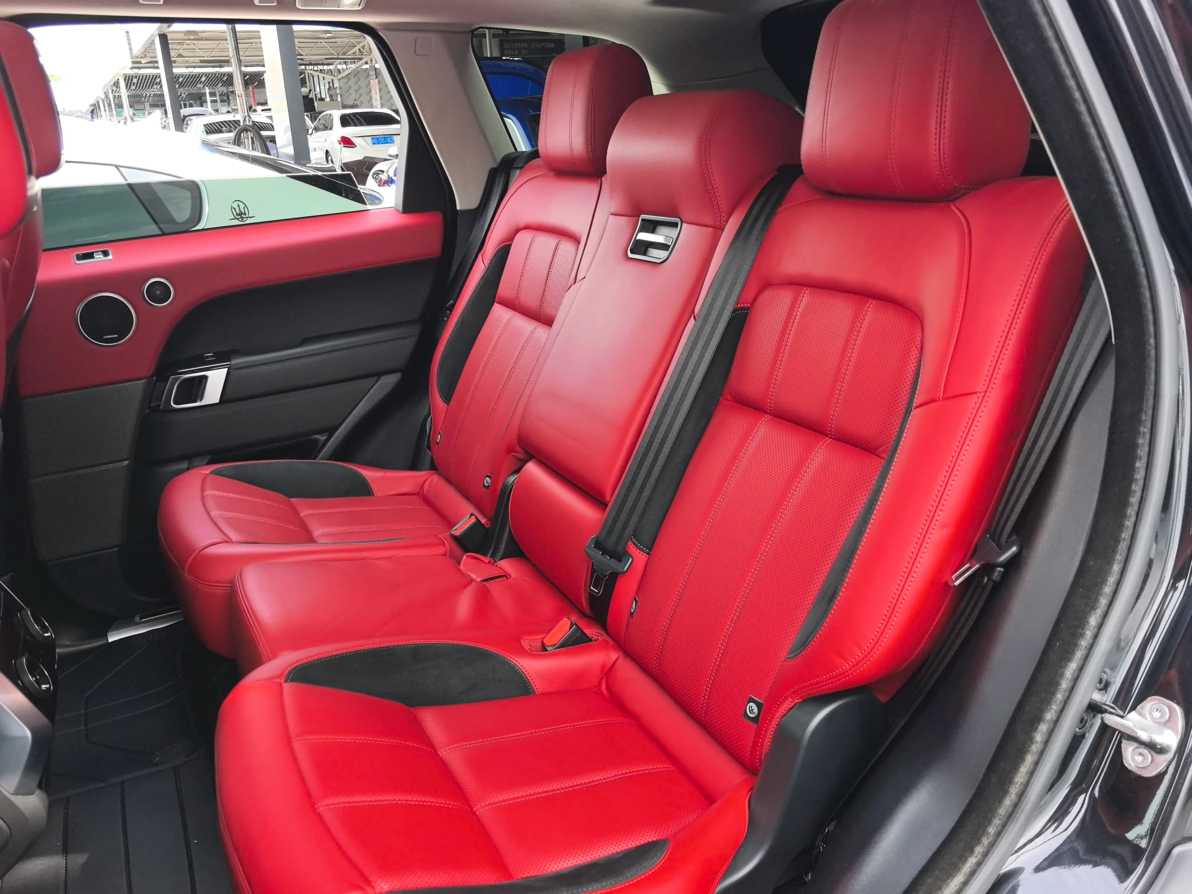 Land Rover Range Rover Sport 2022 г. 122031 км. — фото 16