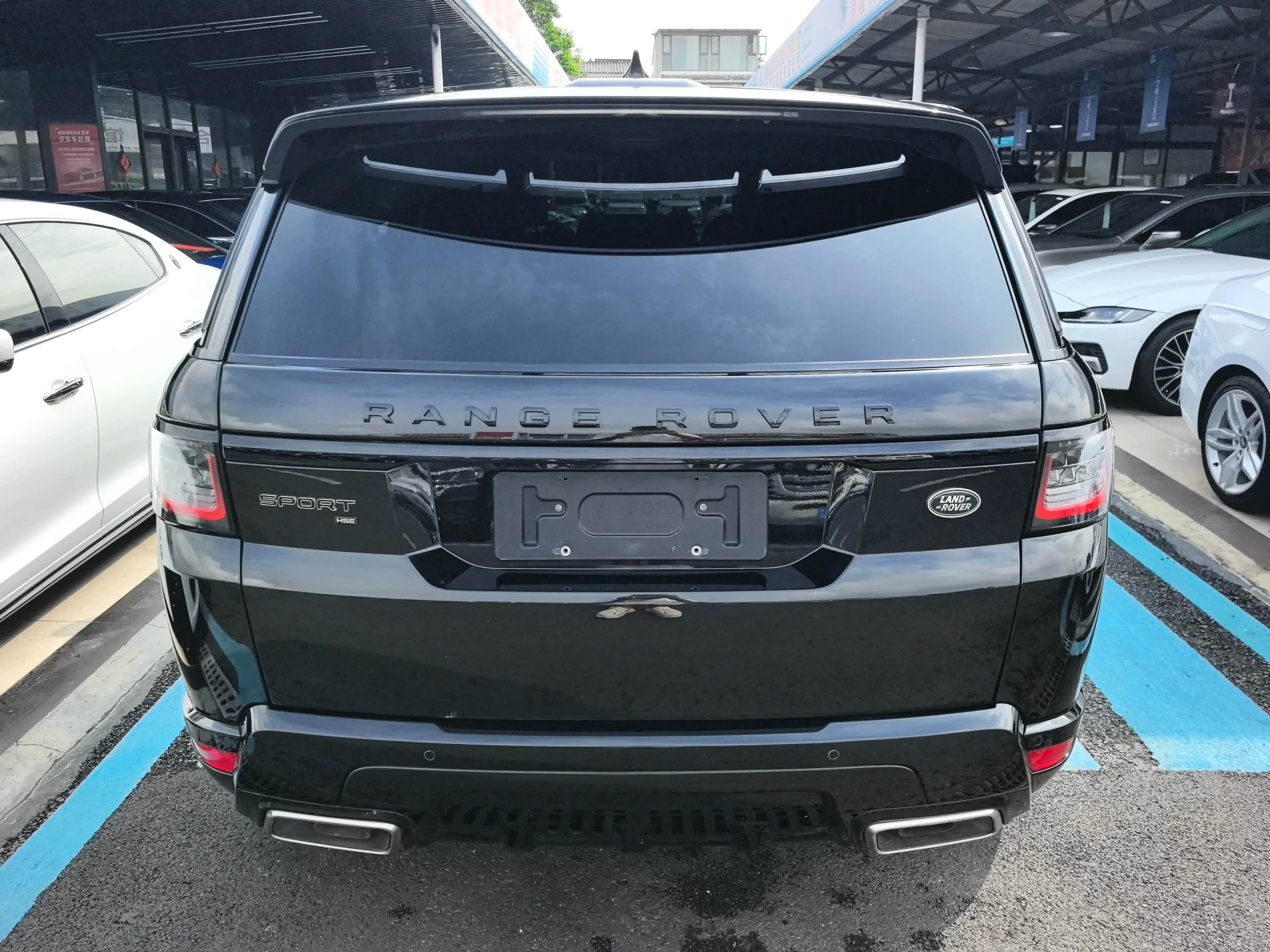 Land Rover Range Rover Sport 2022 г. 122031 км. — фото 3