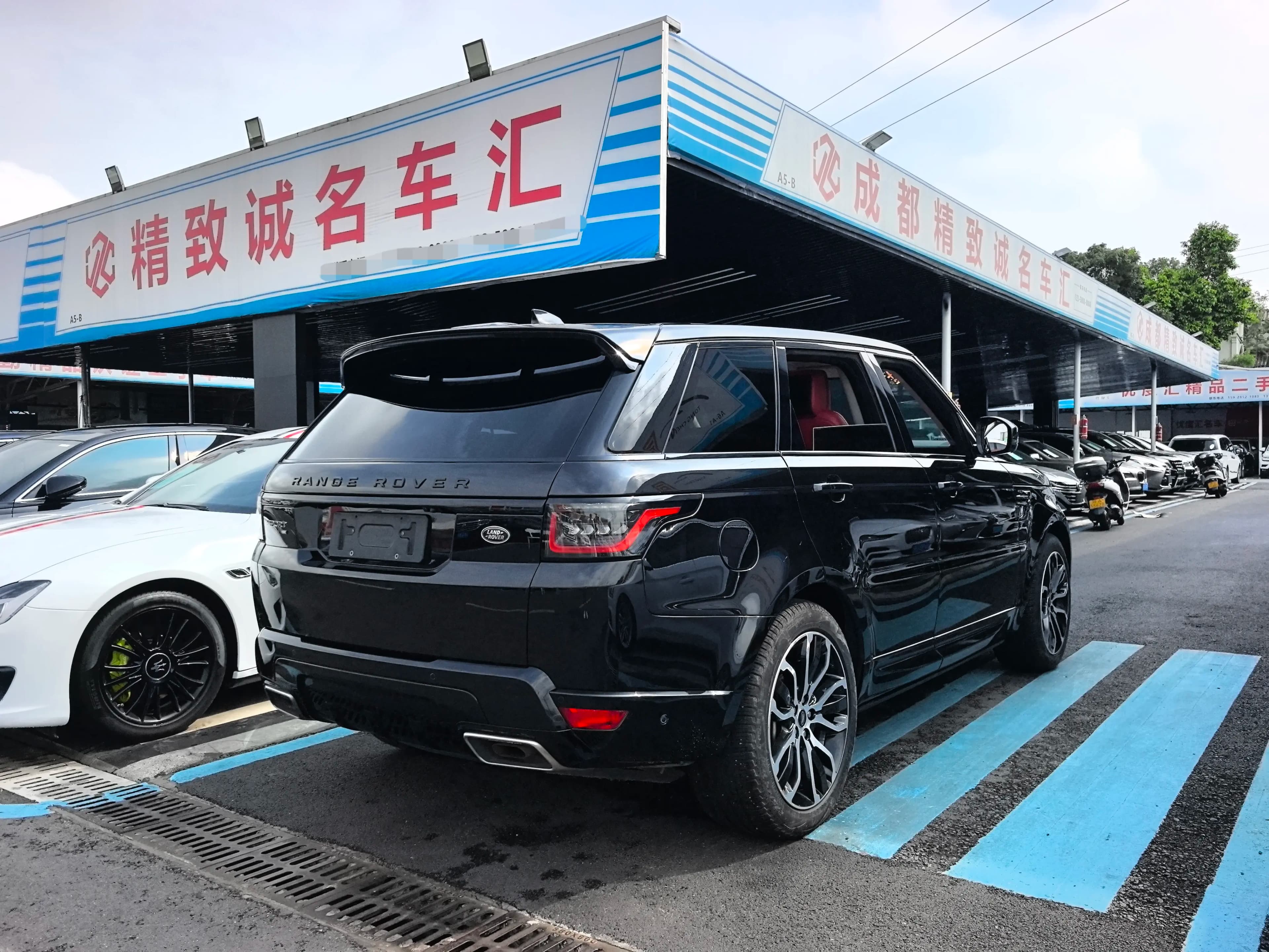 Land Rover Range Rover Sport 2022 г. 122031 км. — фото 4