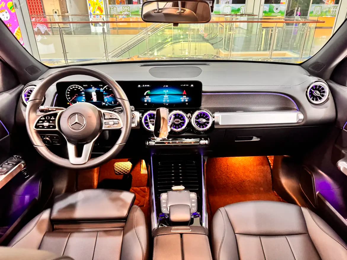 Mercedes-Benz GLB 2023 г. 50113 км. — фото 12