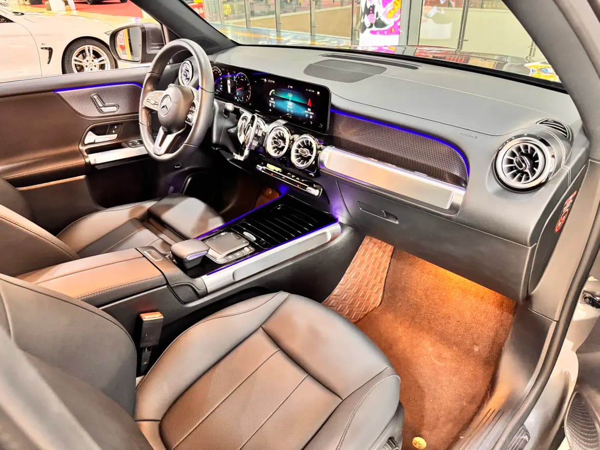 Mercedes-Benz GLB 2023 г. 50113 км. — фото 15