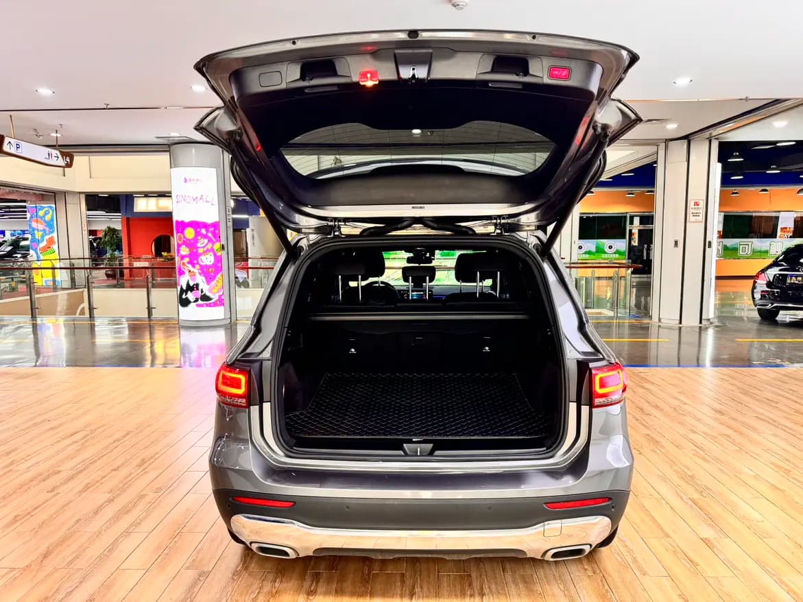 Mercedes-Benz GLB 2023 г. 50113 км. — фото 20