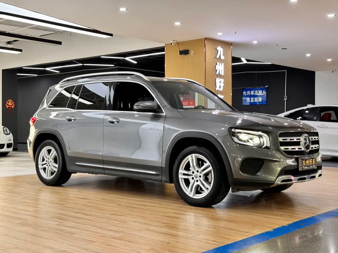 Mercedes-Benz GLB 2023 г. 50113 км. — фото 3