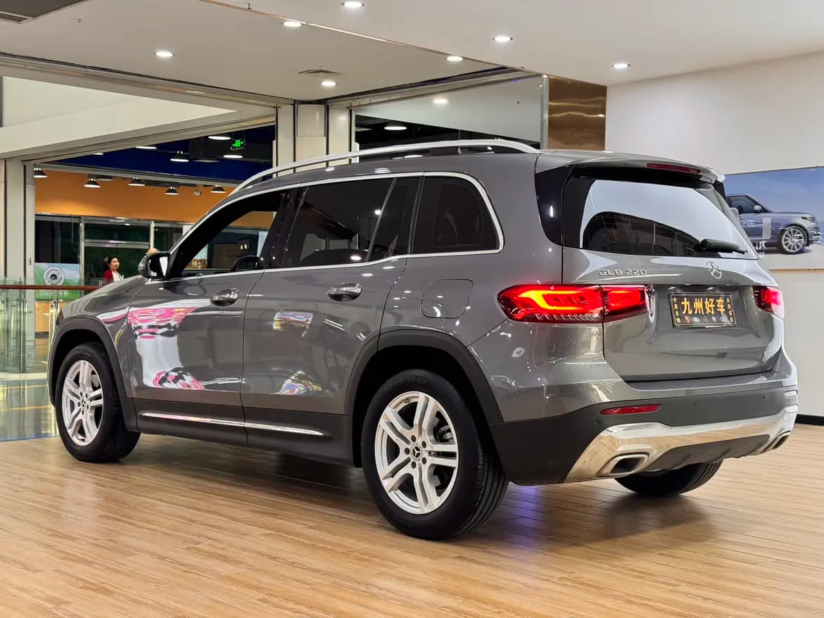 Mercedes-Benz GLB 2023 г. 50113 км. — фото 5