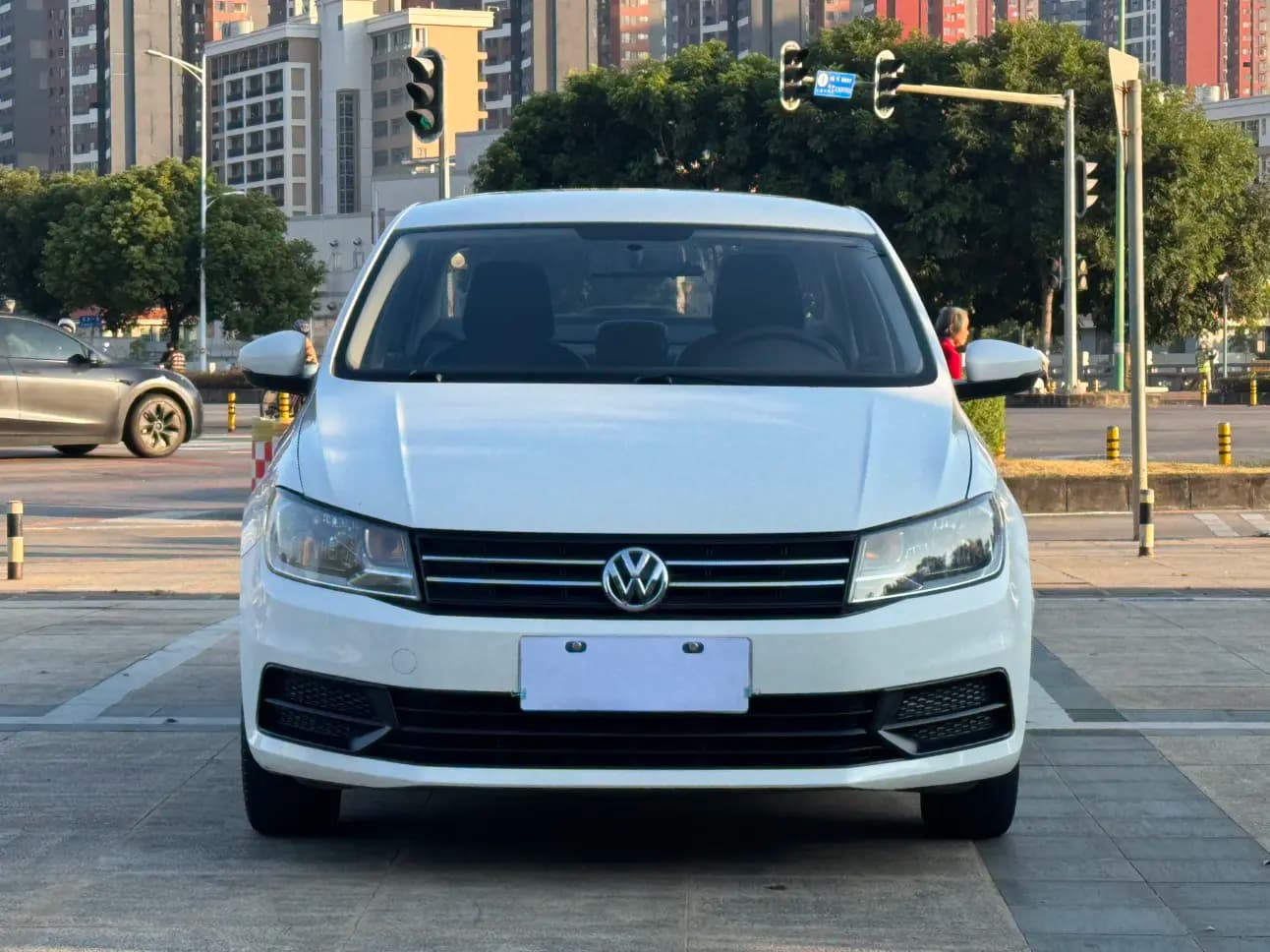 Volkswagen Santana 2021 г. 77102 км. — фото 2