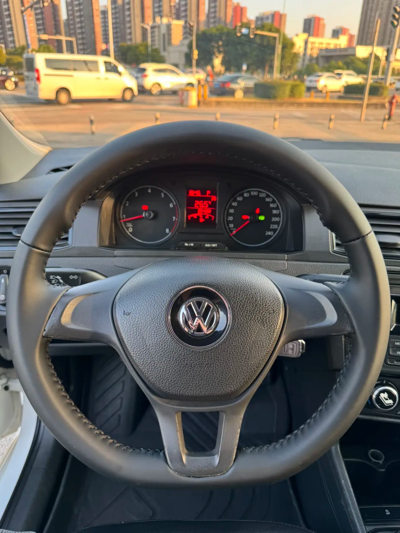 Volkswagen Santana 2021 г. 77102 км. — фото 13