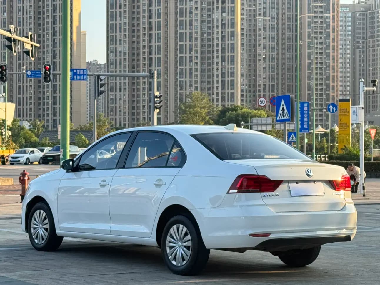Volkswagen Santana 2021 г. 77102 км. — фото 4