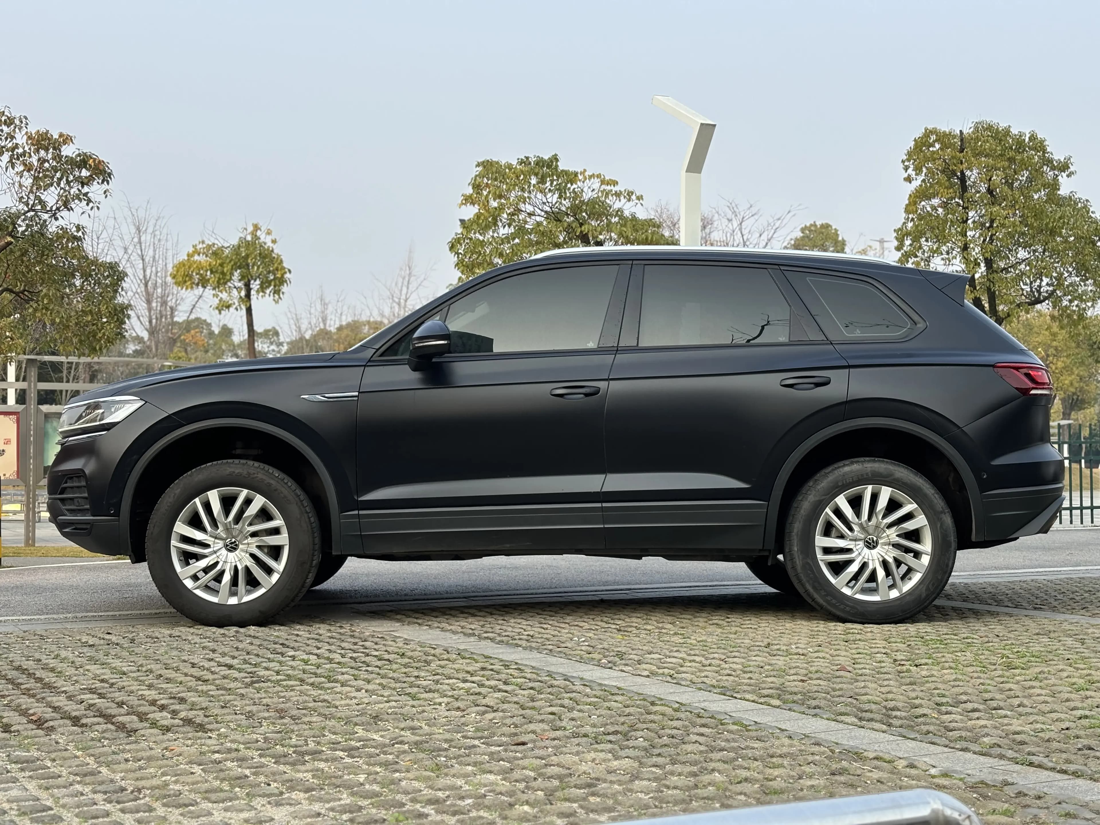 Volkswagen Touareg 2021 г. 60094 км. — фото 3