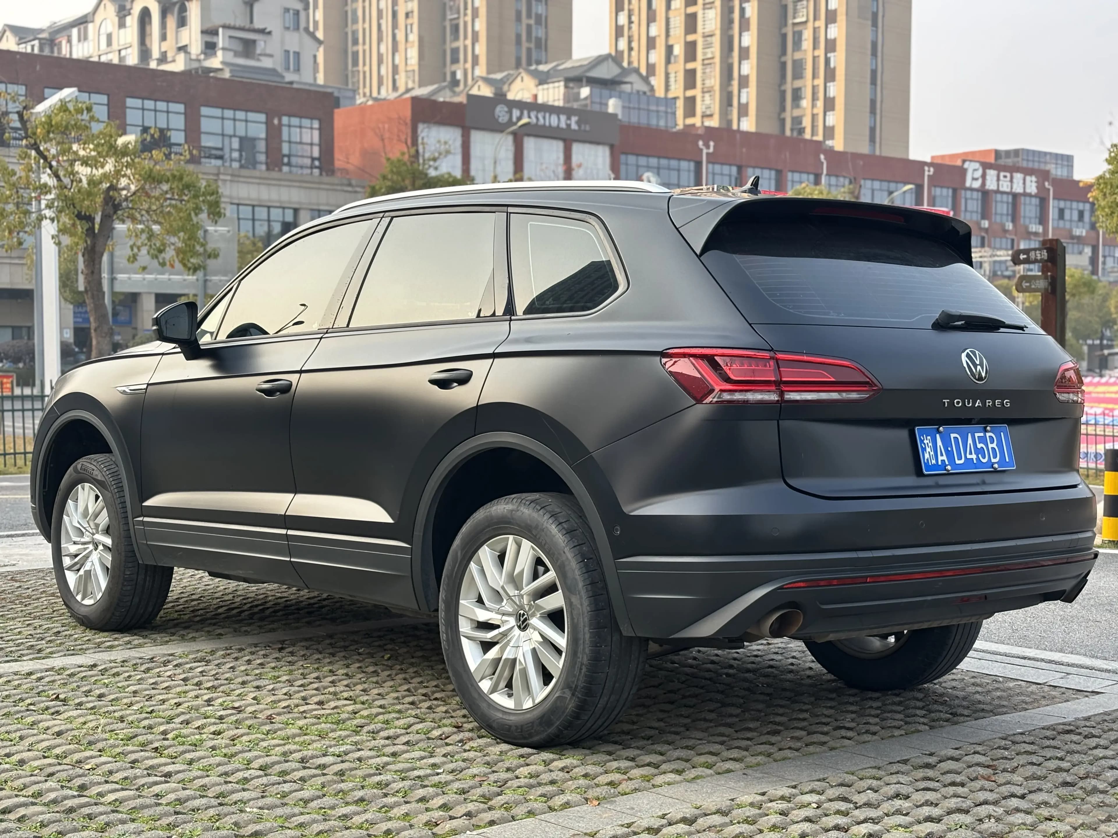 Volkswagen Touareg 2021 г. 60094 км. — фото 4