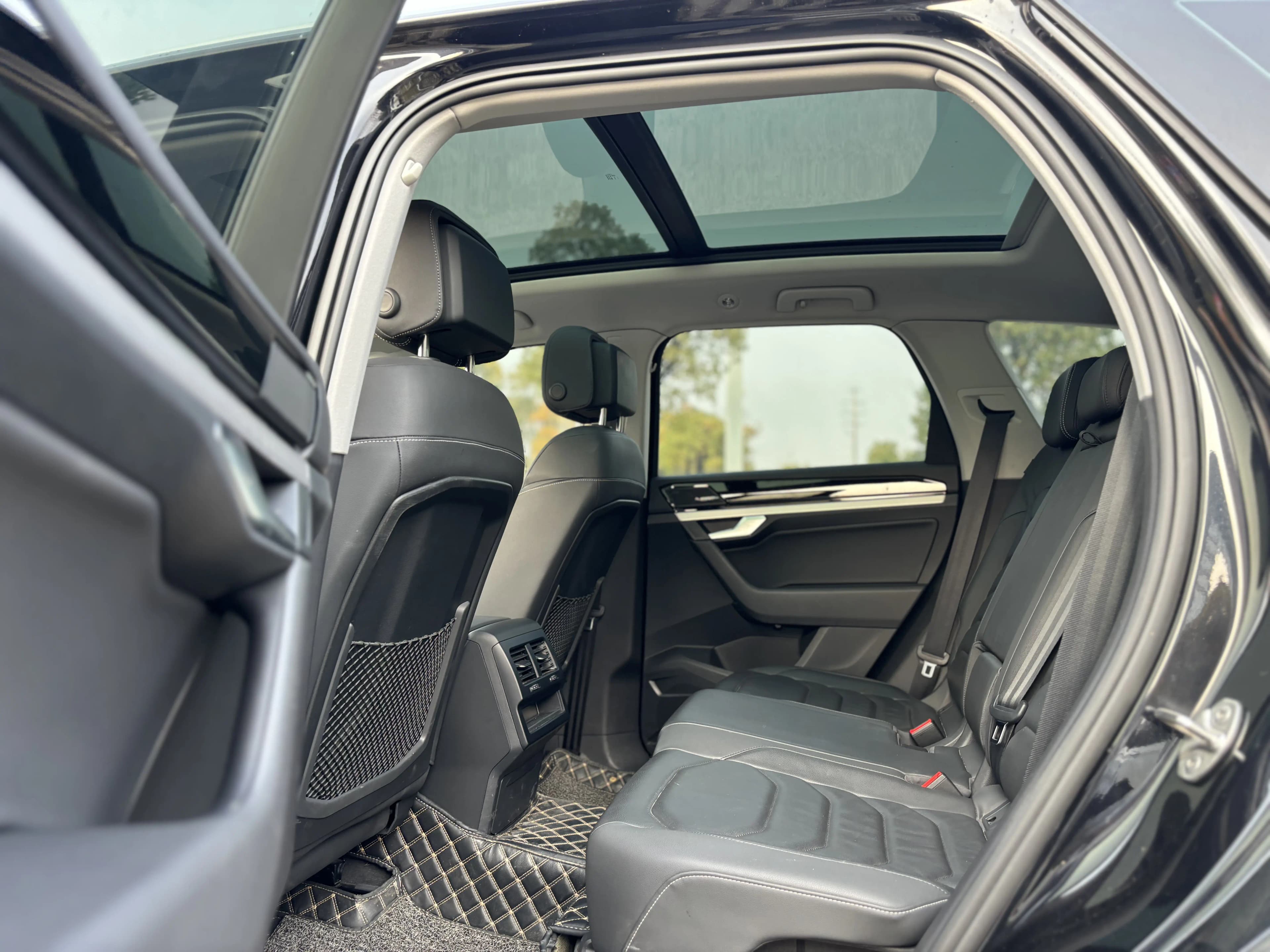 Volkswagen Touareg 2021 г. 60094 км. — фото 10